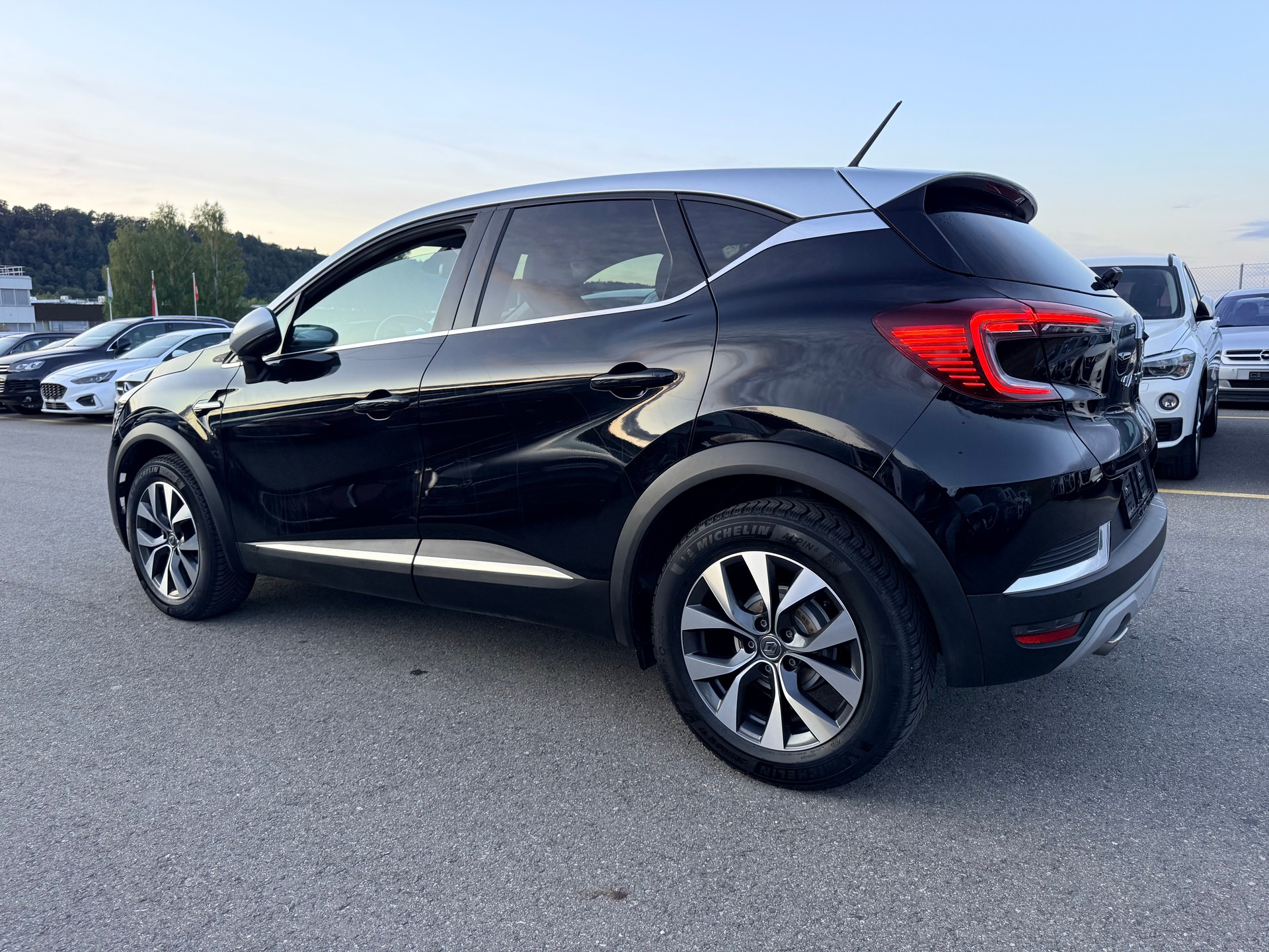 RENAULT Captur 1.3 TCe EDC Intens EDC-image-9