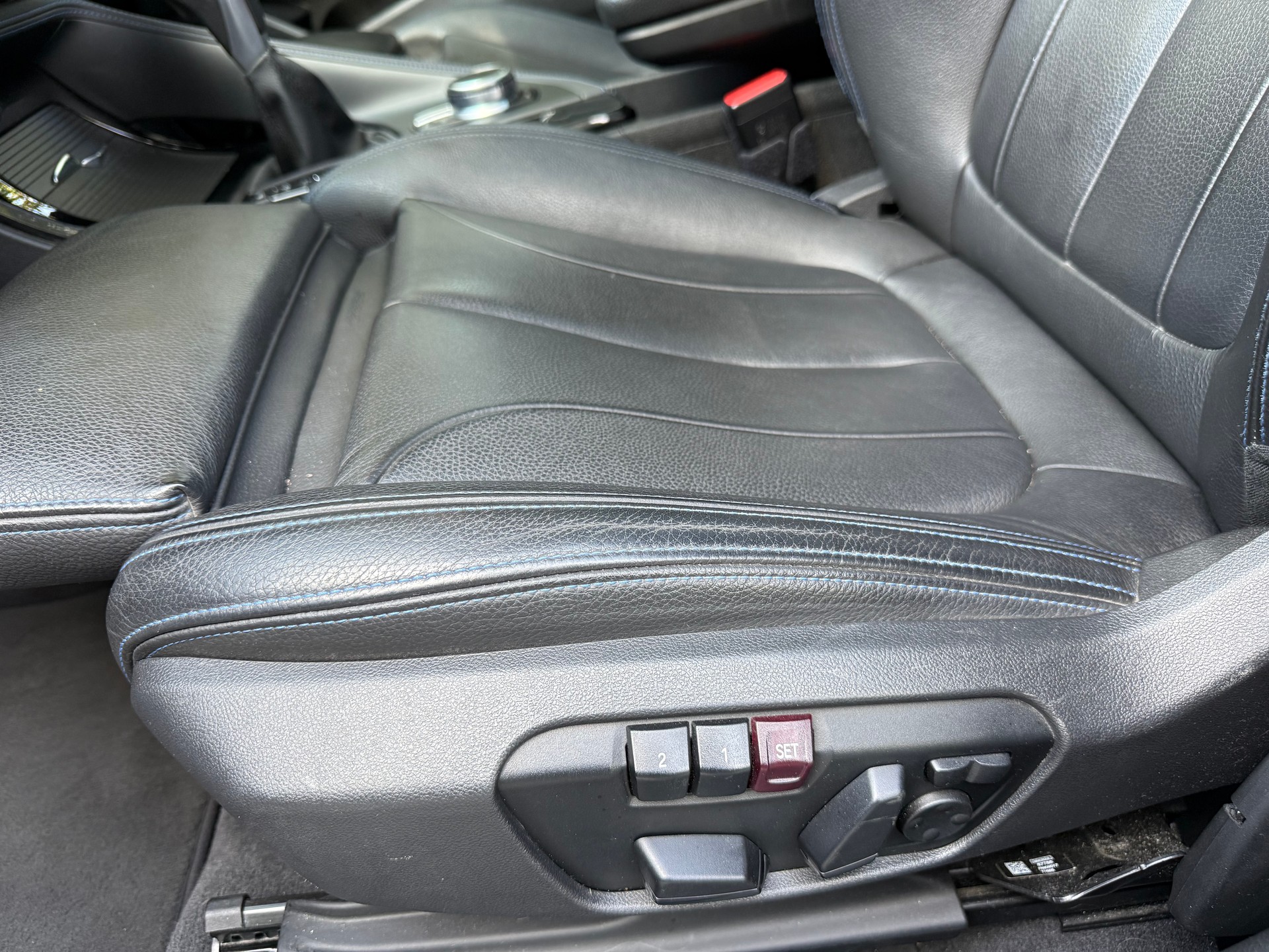 BMW X1 xDrive 20i M Sport Steptronic-image-16