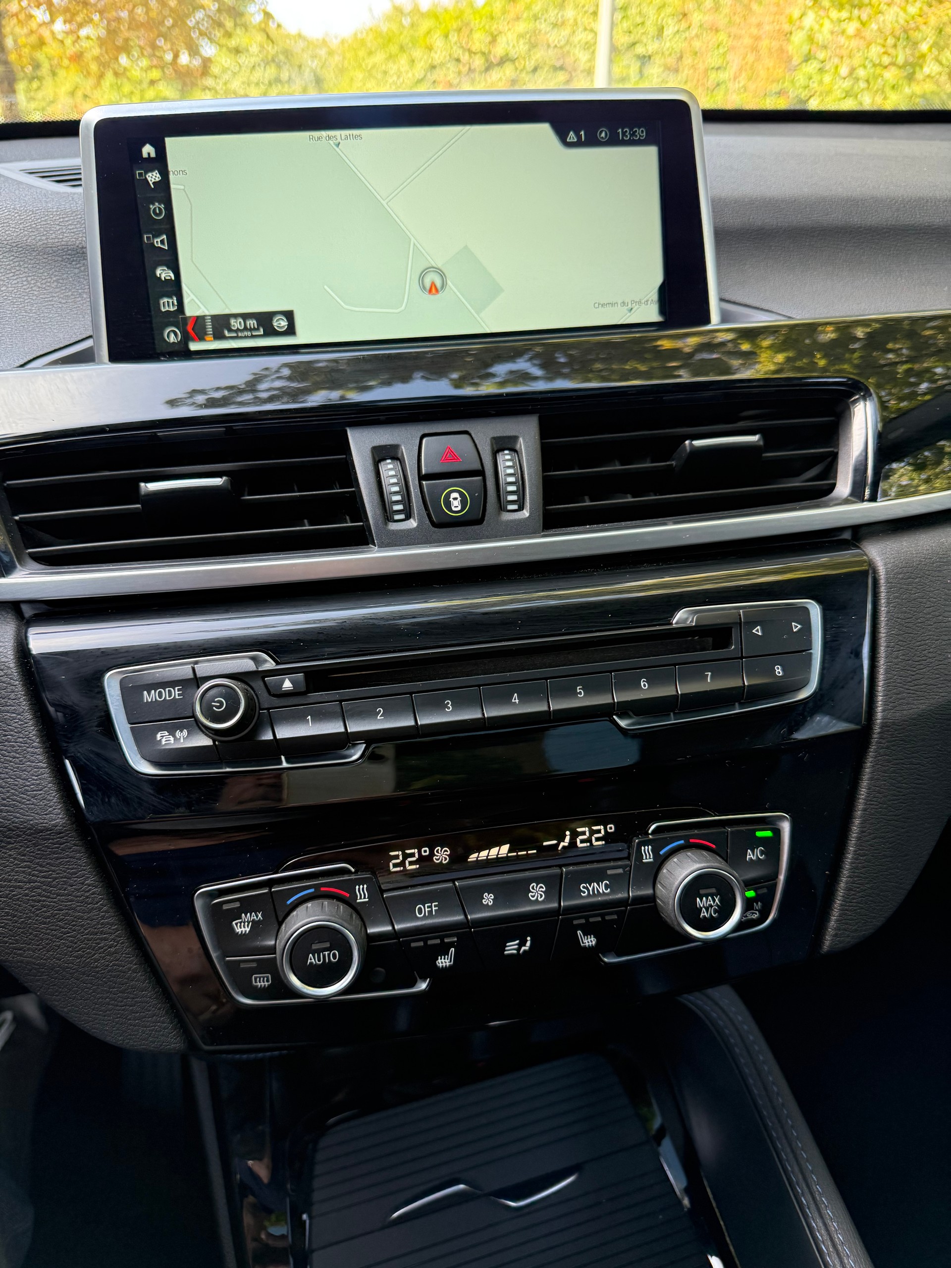 BMW X1 xDrive 20i M Sport Steptronic-image-18