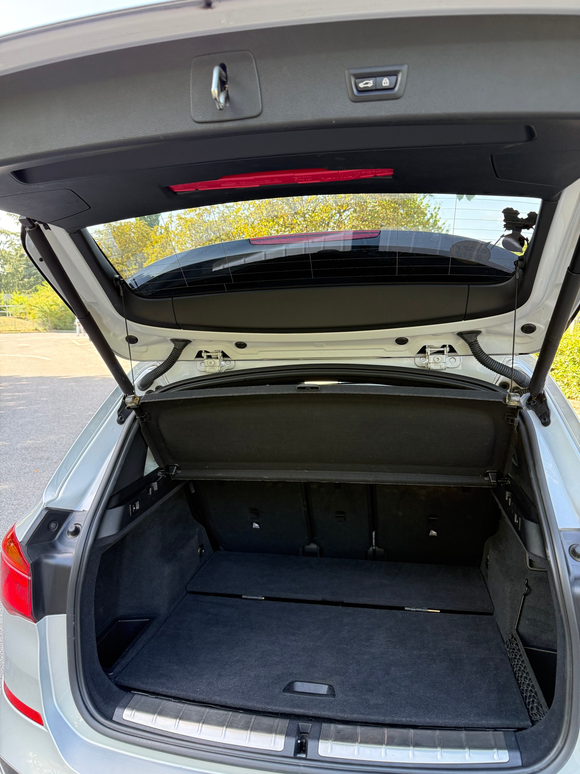 BMW X1 xDrive 20i M Sport Steptronic-image-17
