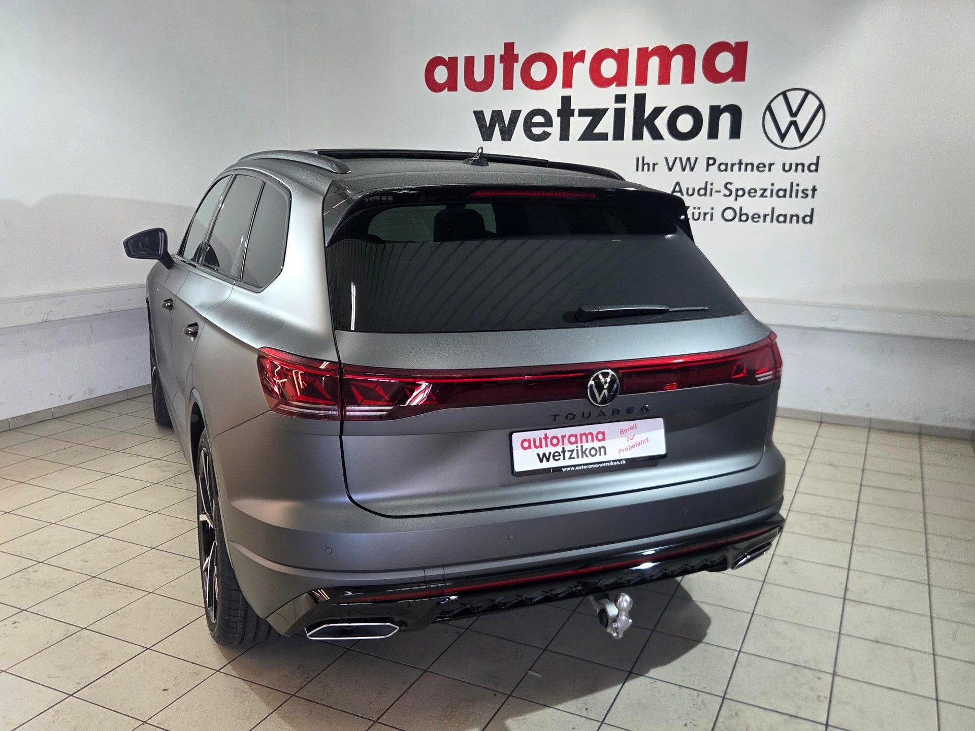 VW Touareg 3.0 TDI R-Line Final Edition Tiptronic-showroom-element-3