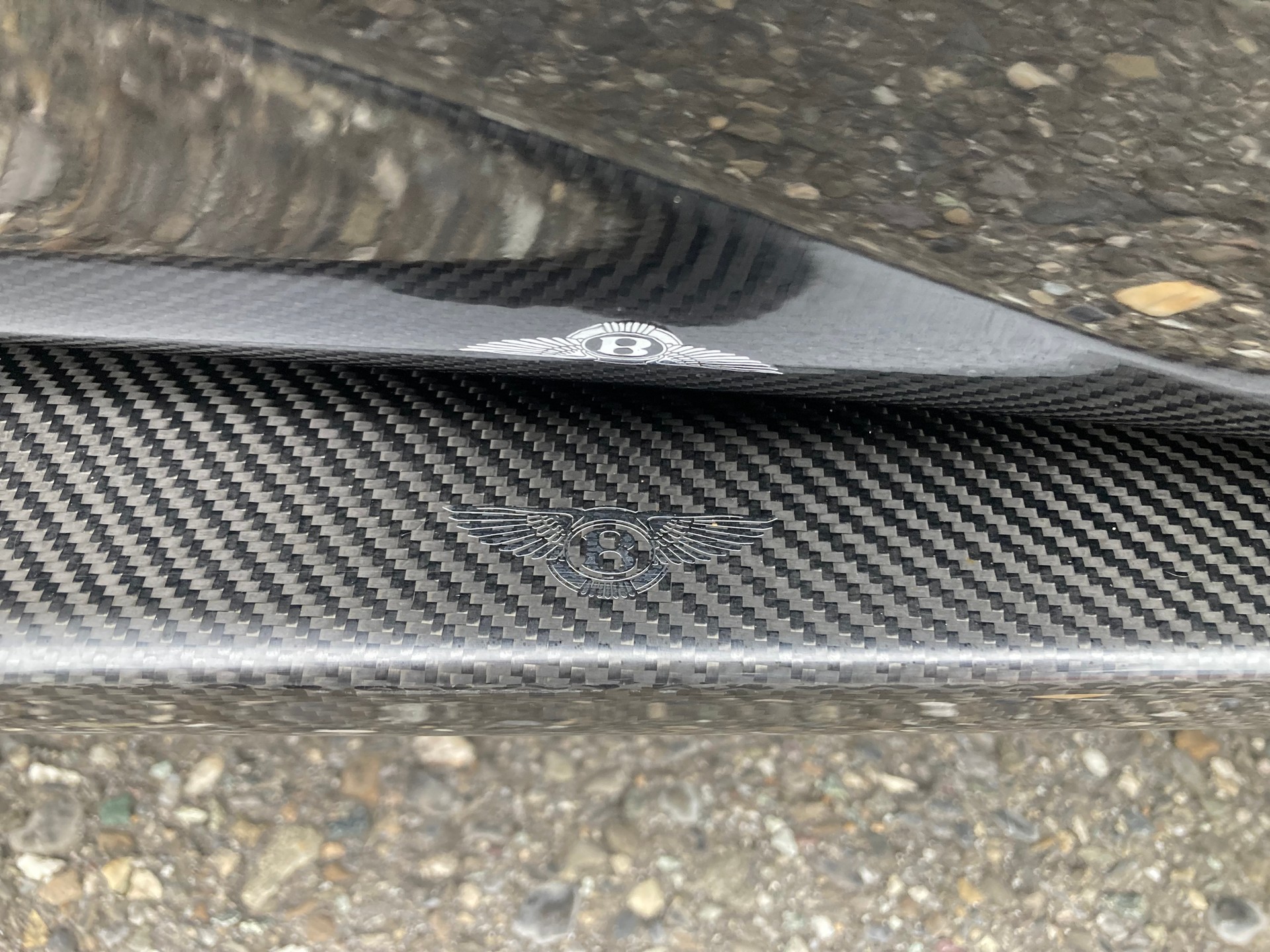 BENTLEY Bentayga W12 *Akrapovic*Blackline*-image-7