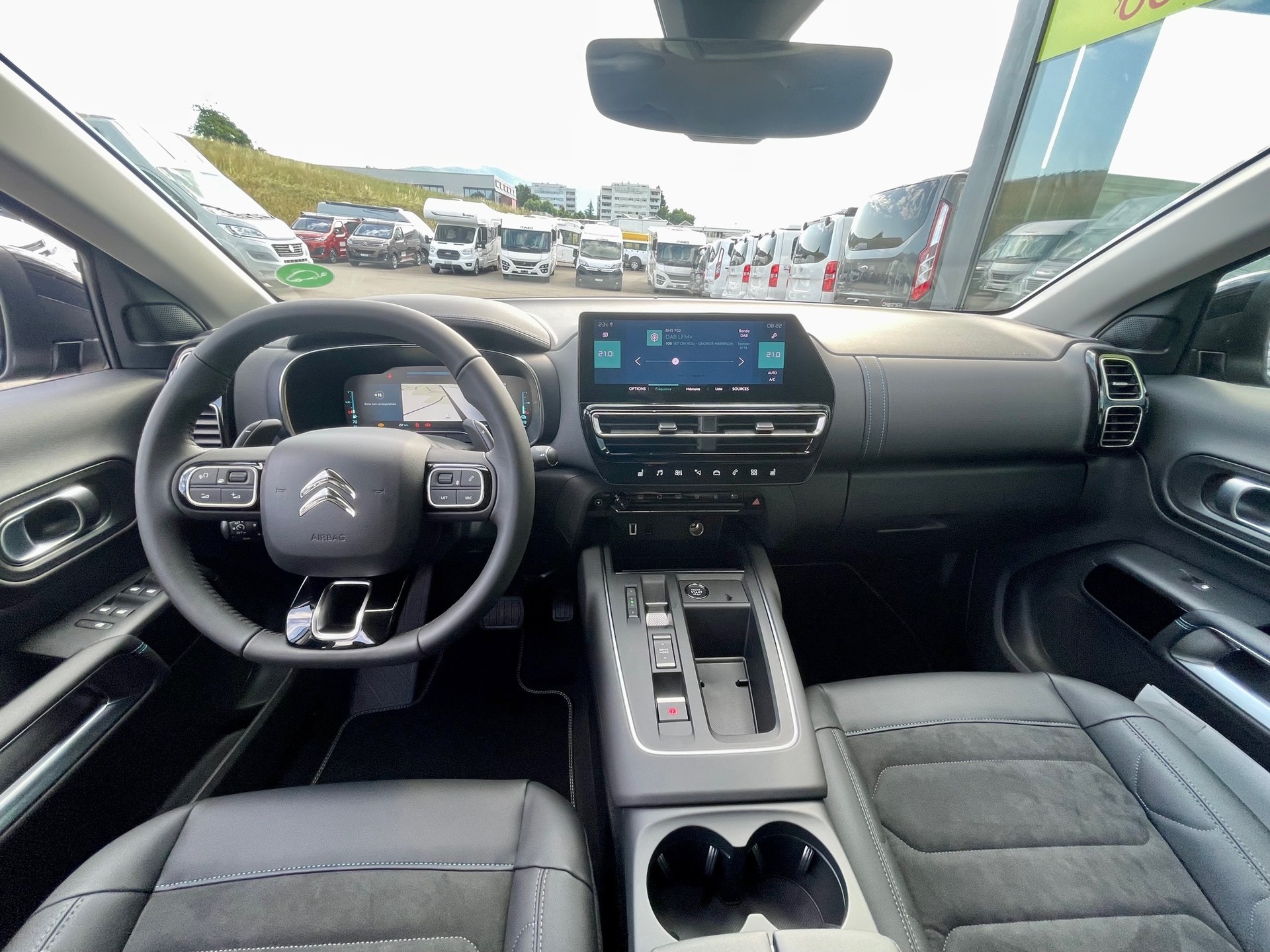 CITROEN C5 Aircross 1.6 PHEV Shine-image-6