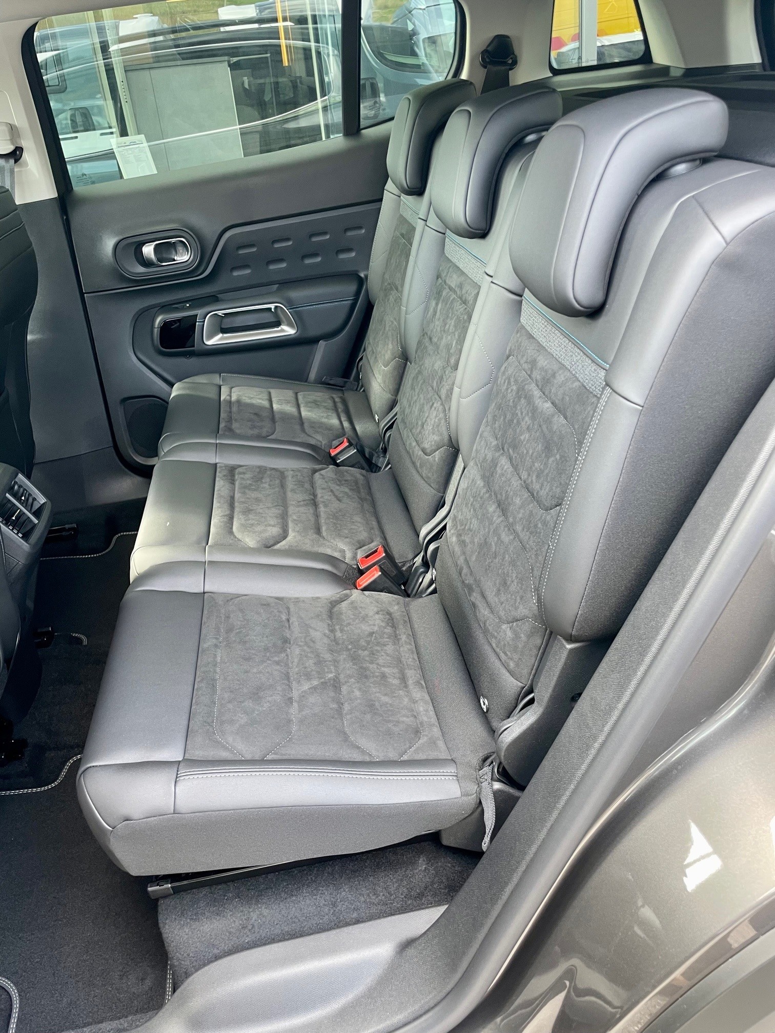 CITROEN C5 Aircross 1.6 PHEV Shine-image-5