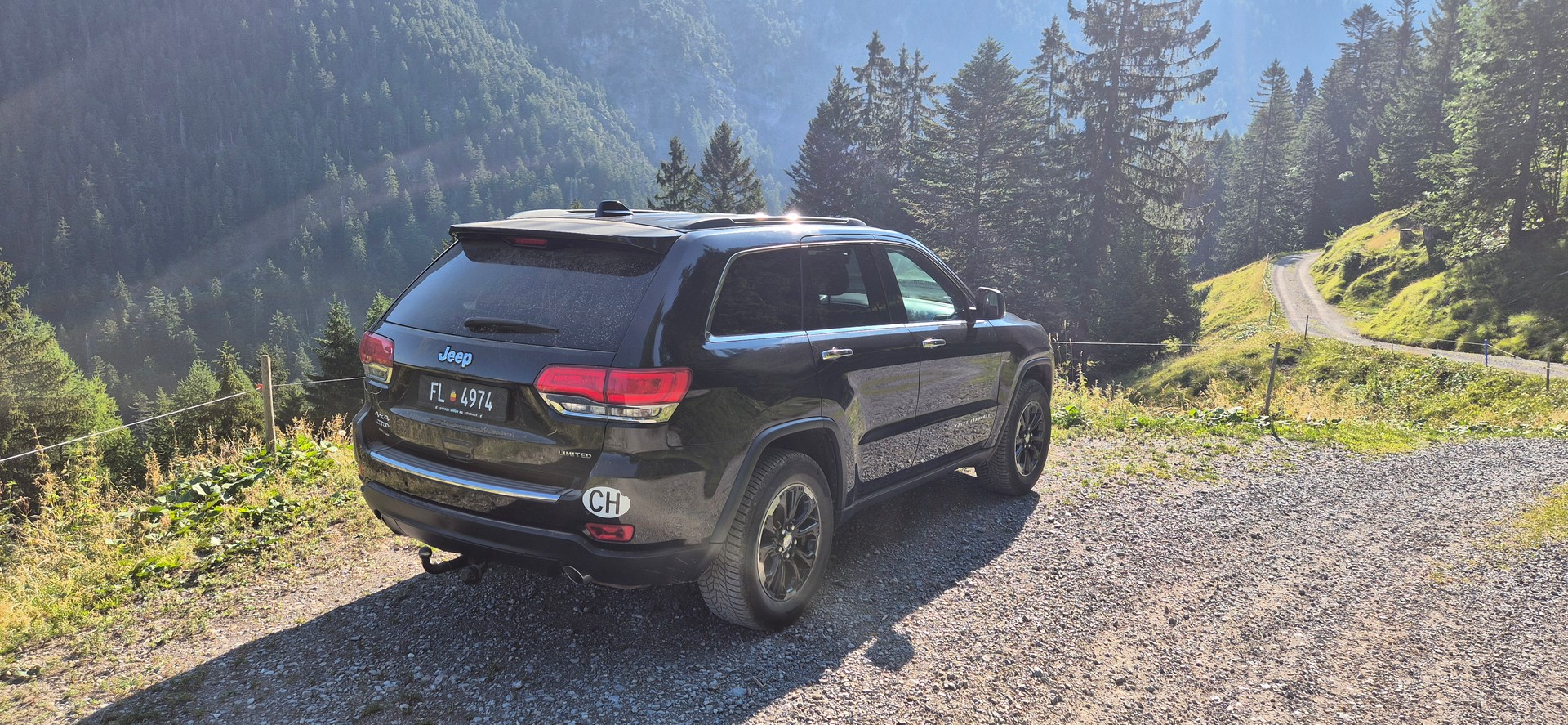 JEEP 3.0 CRD 250 Limited-image-5
