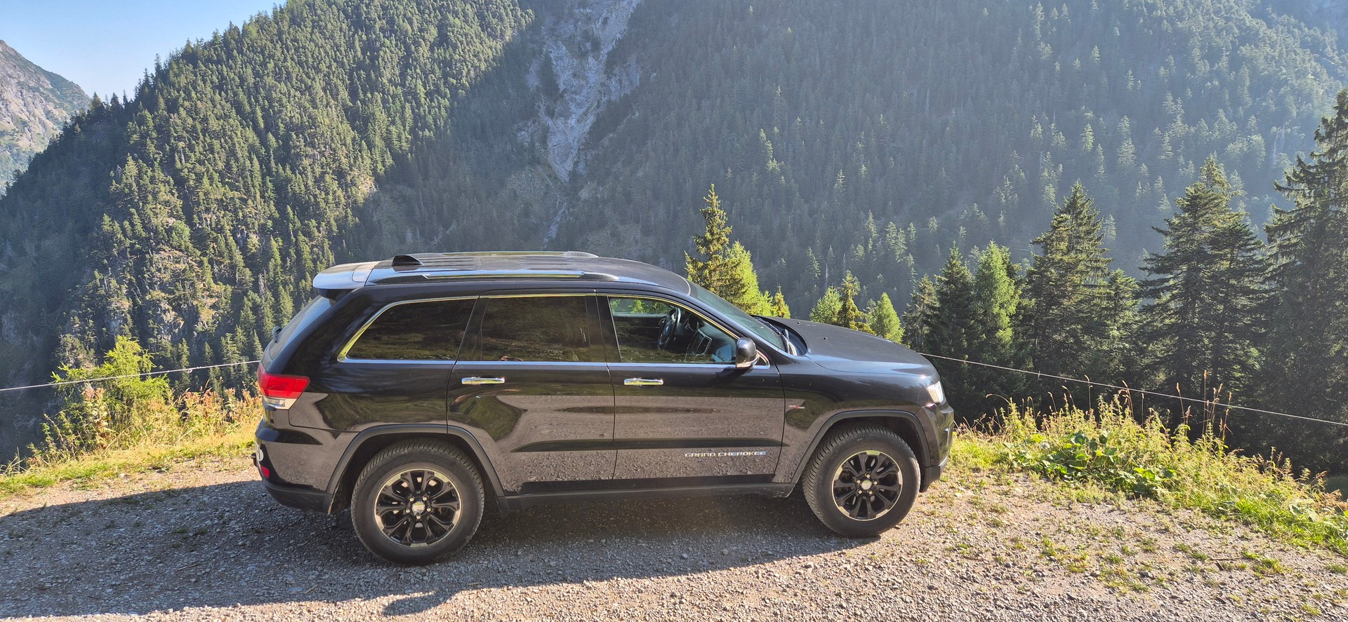 JEEP 3.0 CRD 250 Limited-image-4