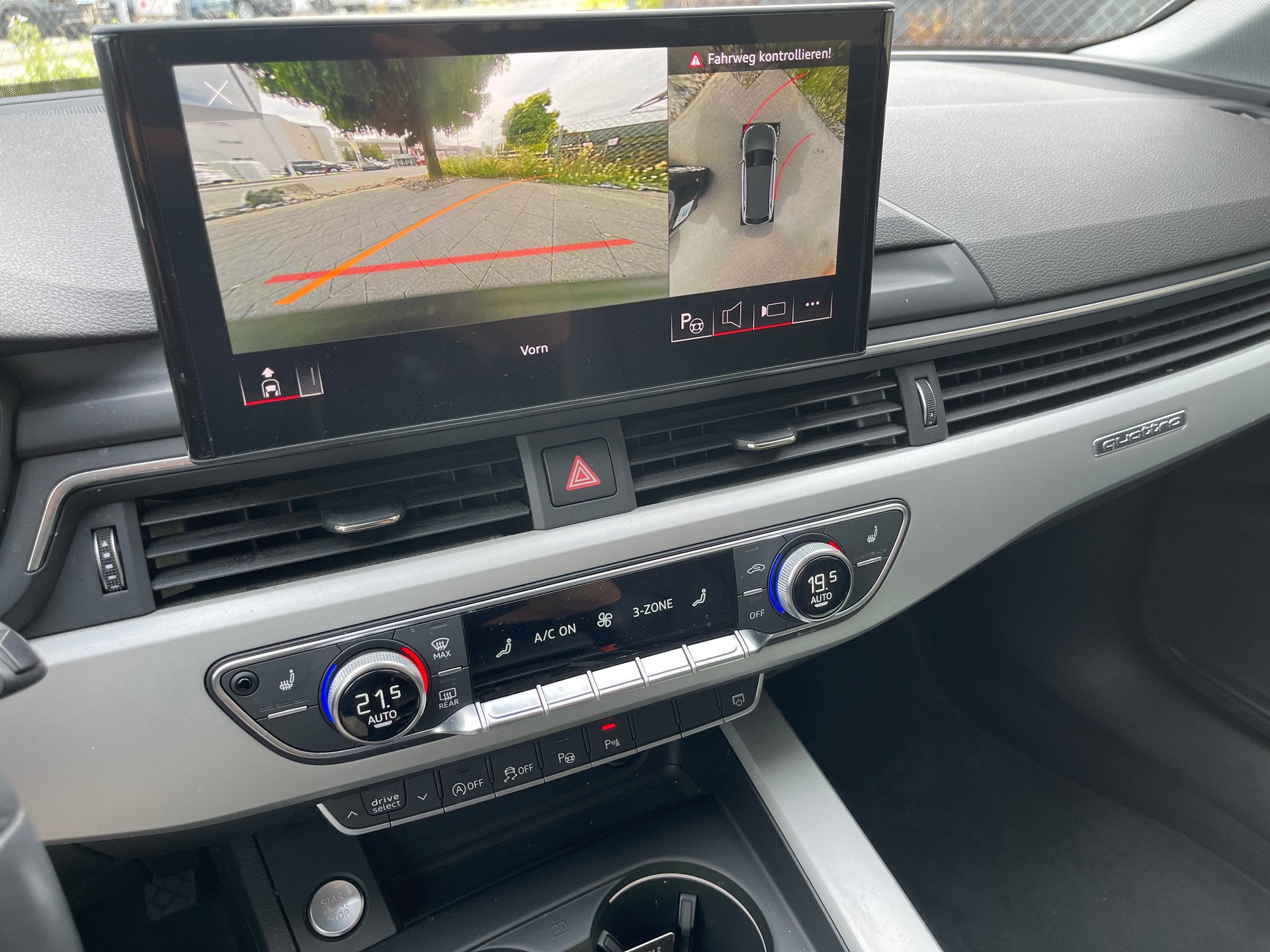 AUDI A4 Avant 40 TDI advanced quattro S-tronic-image-14