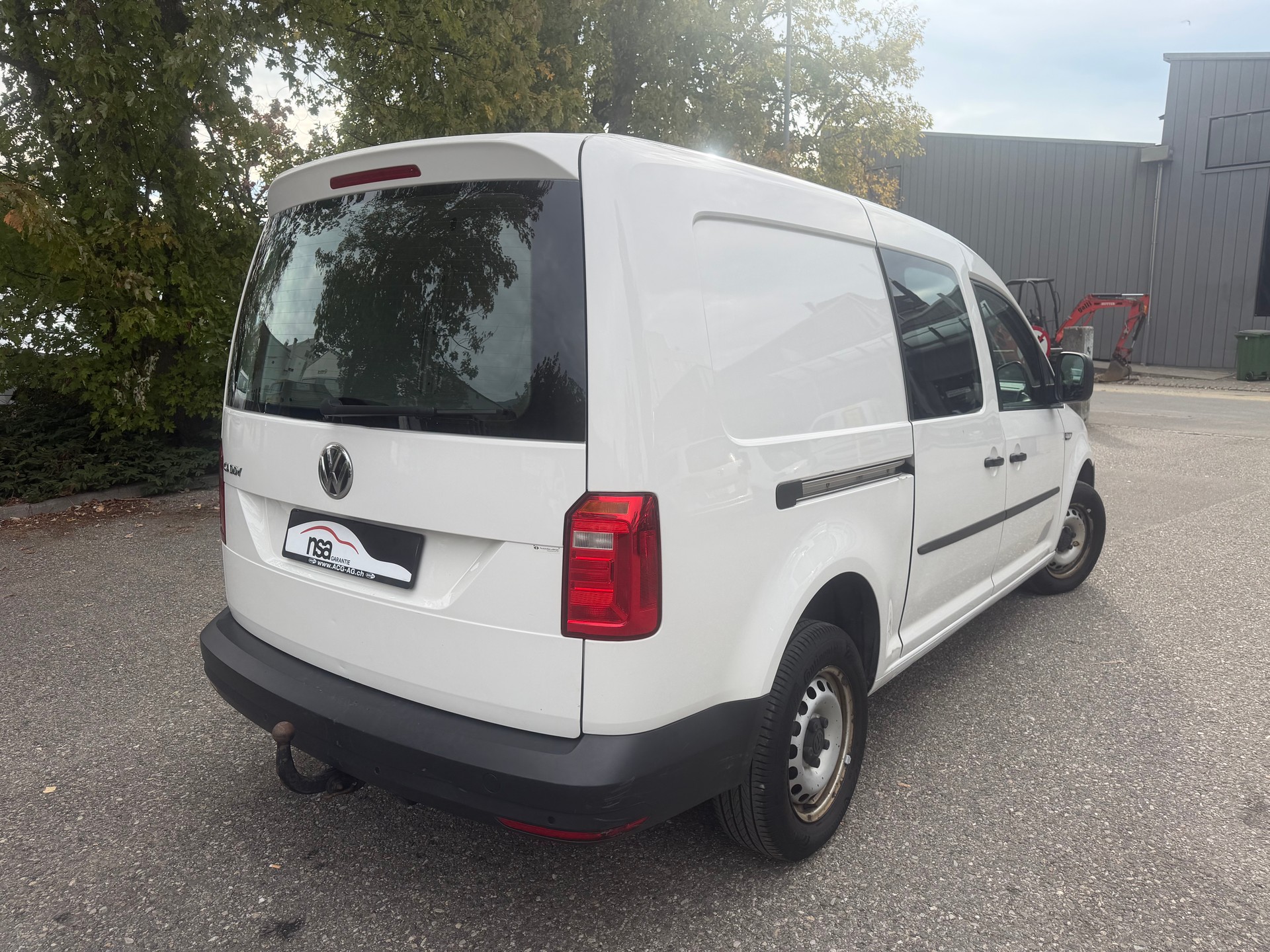 VW Caddy Maxi 2.0TDI BlueMotion Technology * Gr. Navi * Klimaanlage * PDC H * Tempomat * AHK 1500Kg * Frisch Ab MFK-image-4