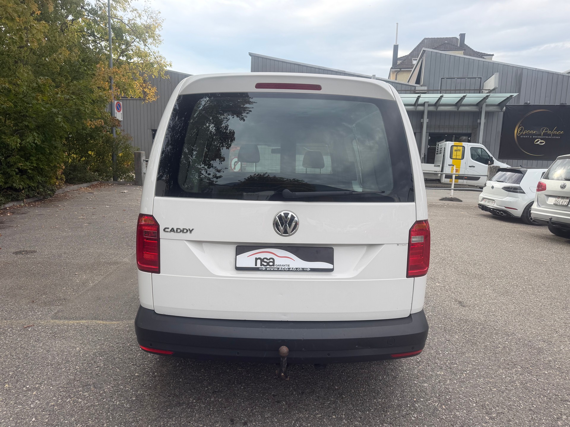 VW Caddy Maxi 2.0TDI BlueMotion Technology * Gr. Navi * Klimaanlage * PDC H * Tempomat * AHK 1500Kg * Frisch Ab MFK-image-12
