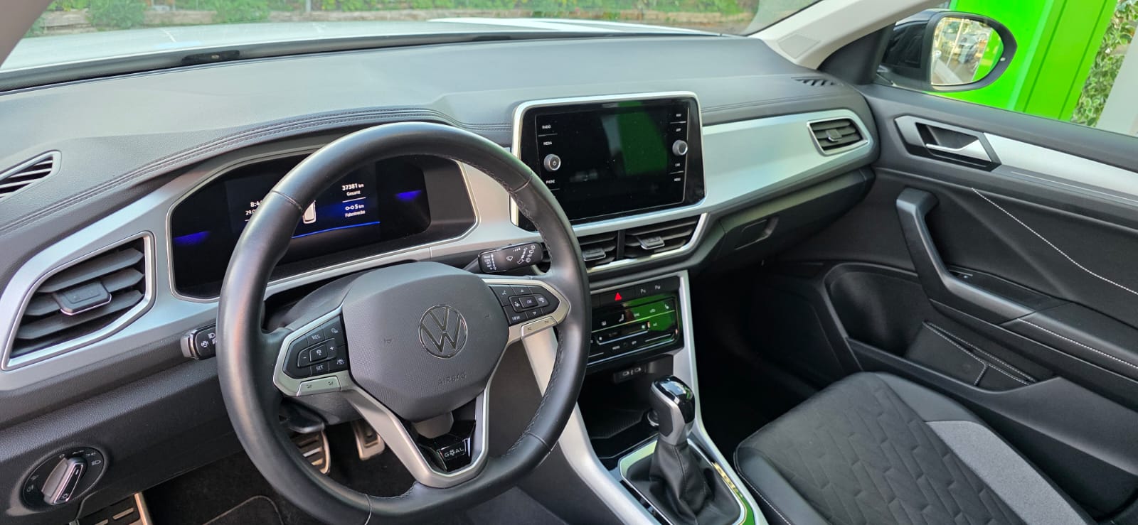 VW T-Roc 2.0 TDI SCR Life-image-11