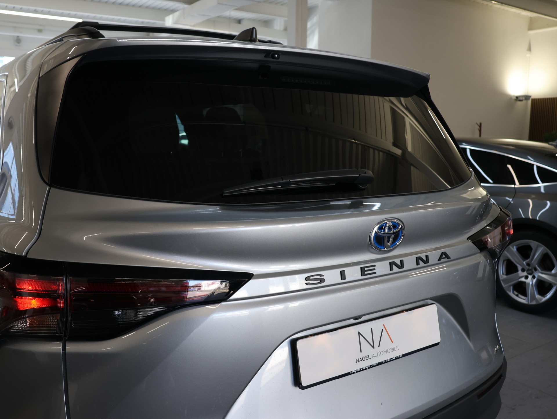 TOYOTA SIENNA 2025 HYBRID 4WD *8-SITZER*-image-6