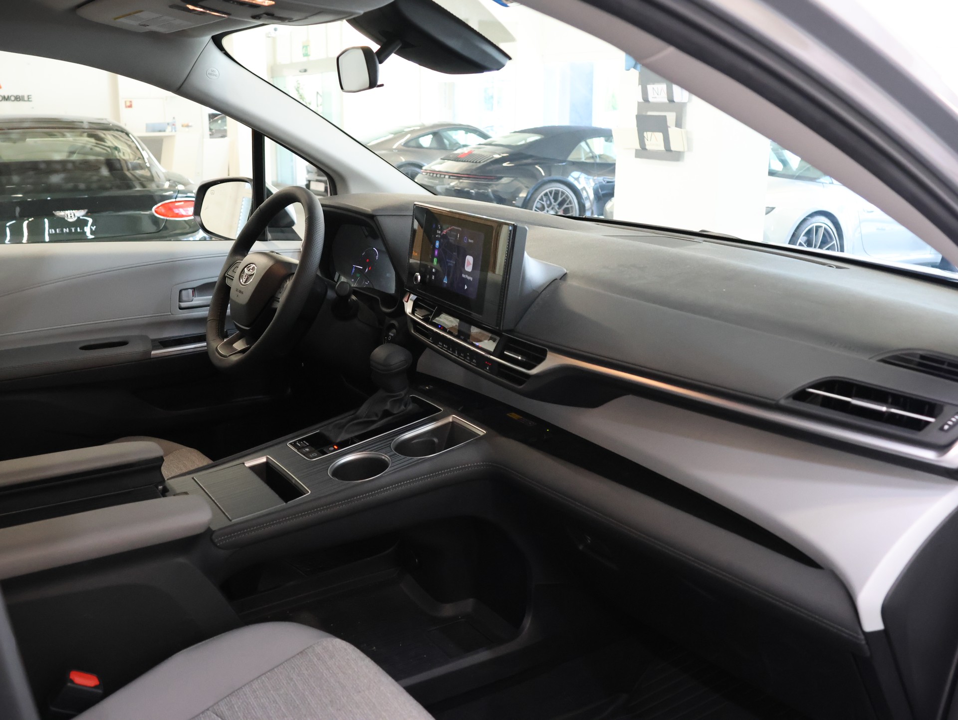 TOYOTA SIENNA 2025 HYBRID 4WD *8-SITZER*-image-17