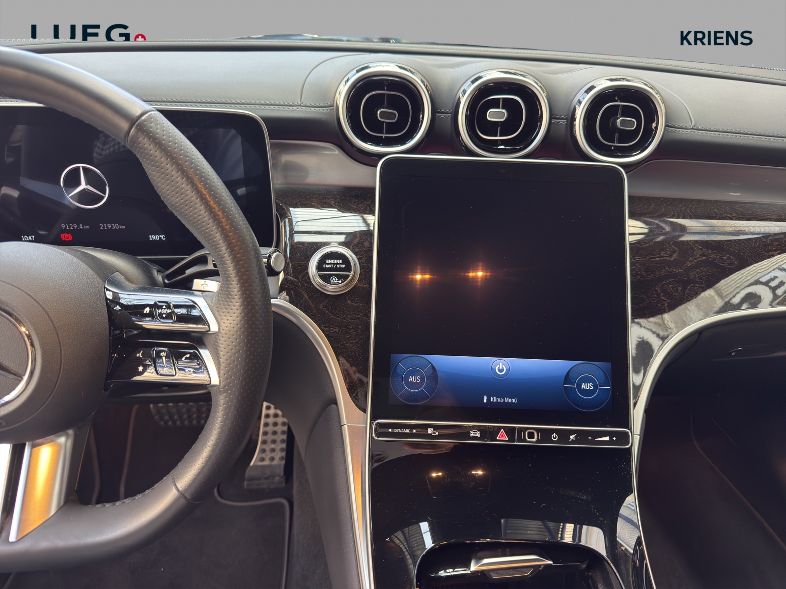 MERCEDES-BENZ GLC 200 4M - AMG / DISTRONIC / 360 Grad Kamera / Sitzklima / Soundsystem-image-10