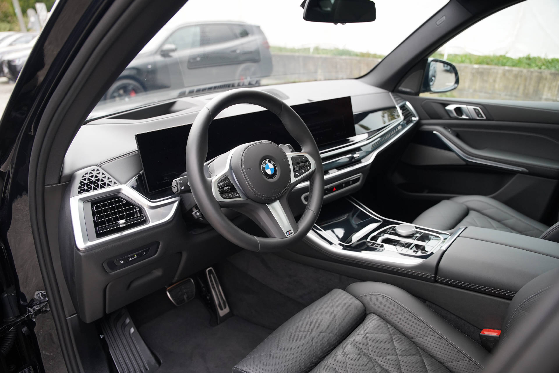 BMW X5 xDrive 48V 40d M Sport Pro Steptronic-image-6