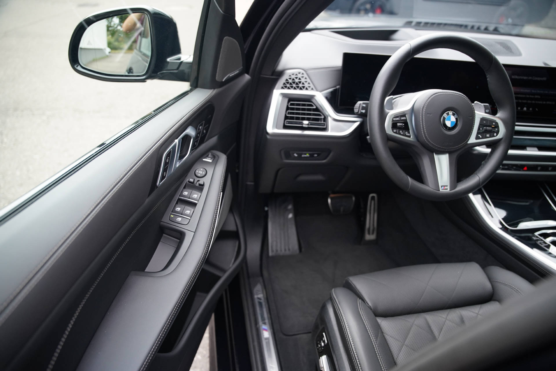 BMW X5 xDrive 48V 40d M Sport Pro Steptronic-image-8