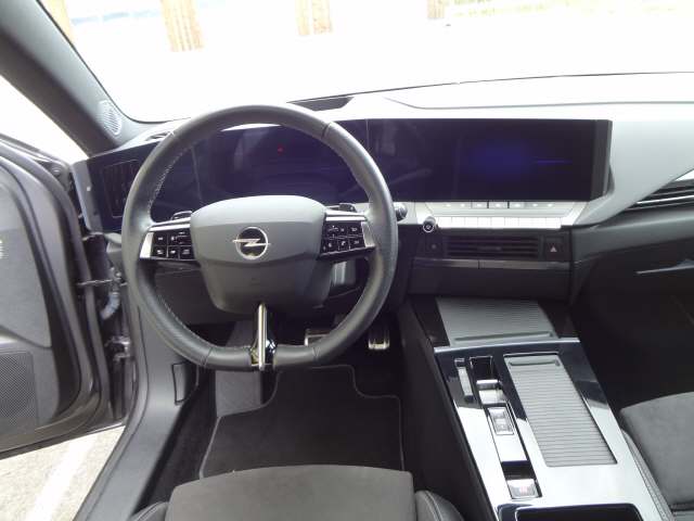 OPEL Astra Sports Tourer 1.6 PHEV GSe-image-8