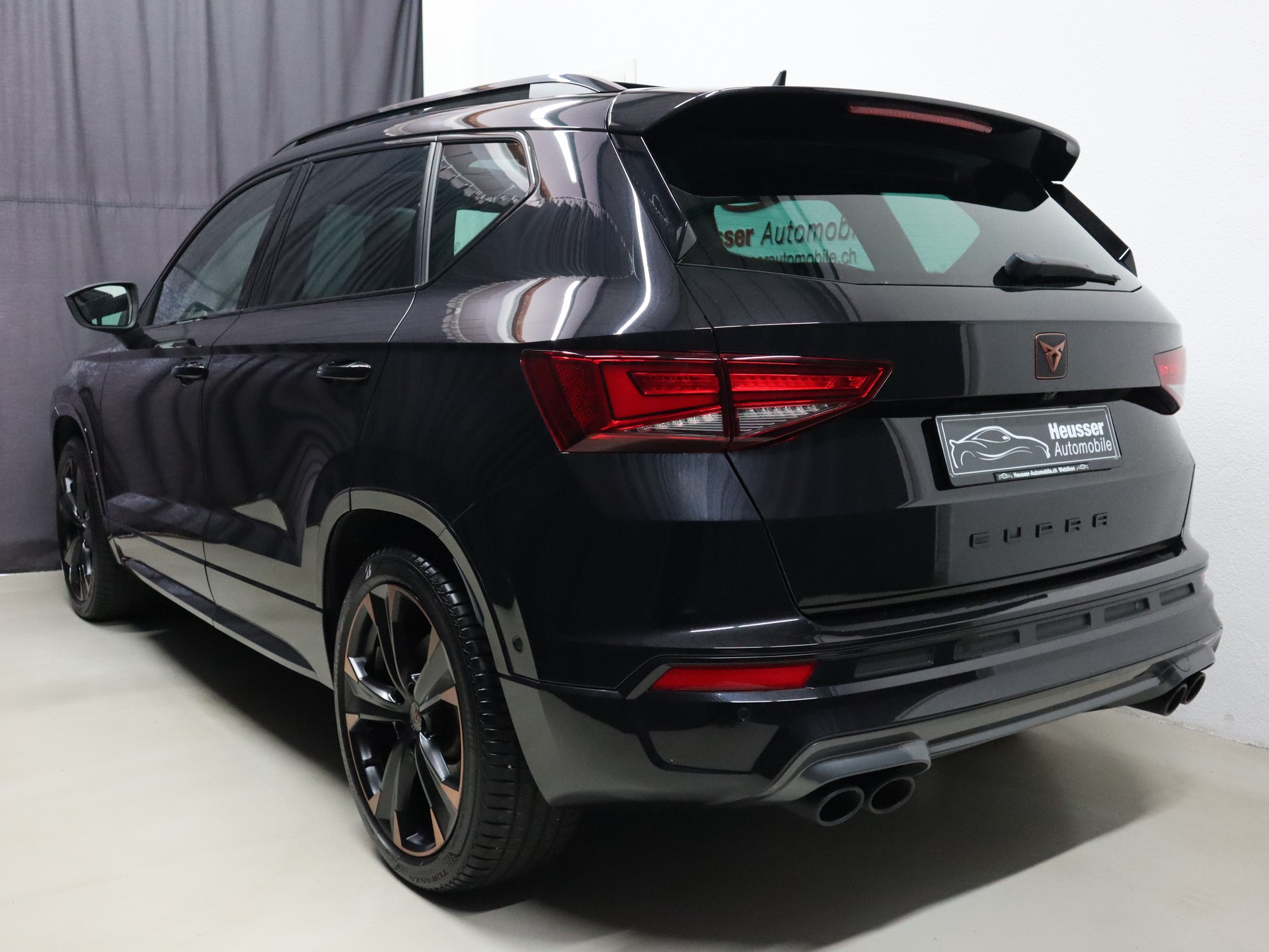 CUPRA Ateca 2.0TSI 4Drive DSG - Panorama - Navi - Beats - Sportsitze - 360° Kamera - Sitzmemory - 300 PS-image-4