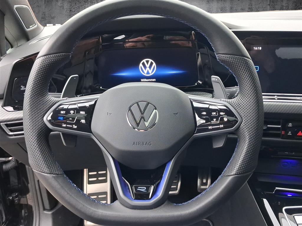 VW Golf 2.0 TSI R DSG 4Motion-image-9