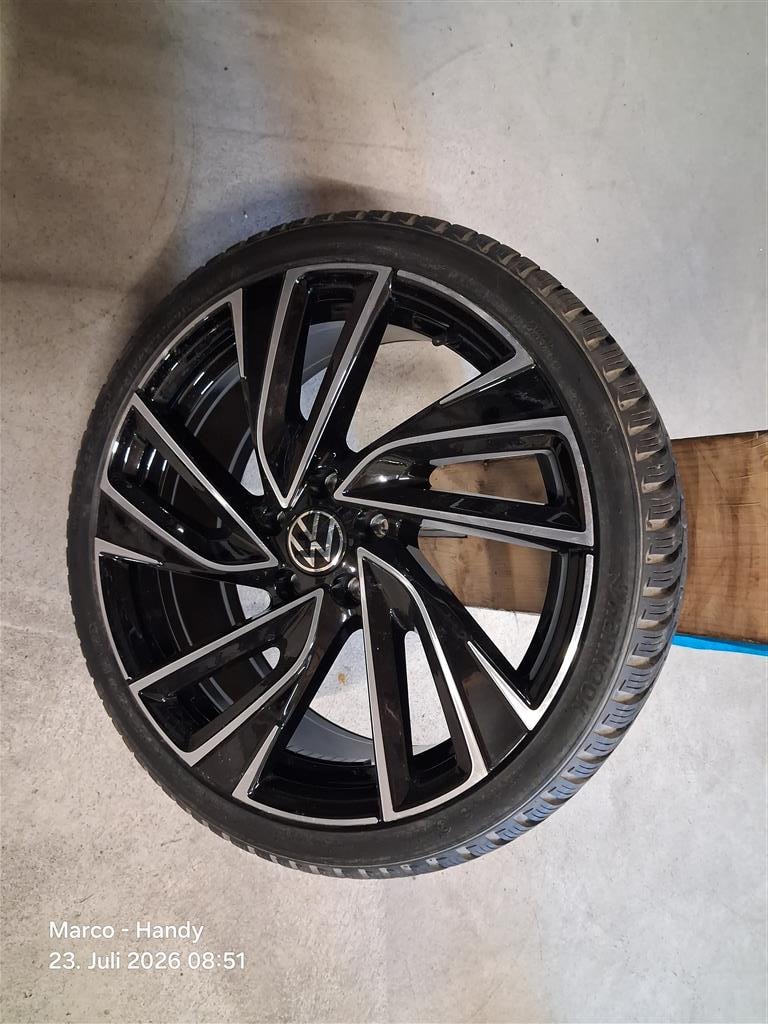 VW Golf 2.0 TSI R DSG 4Motion-image-13