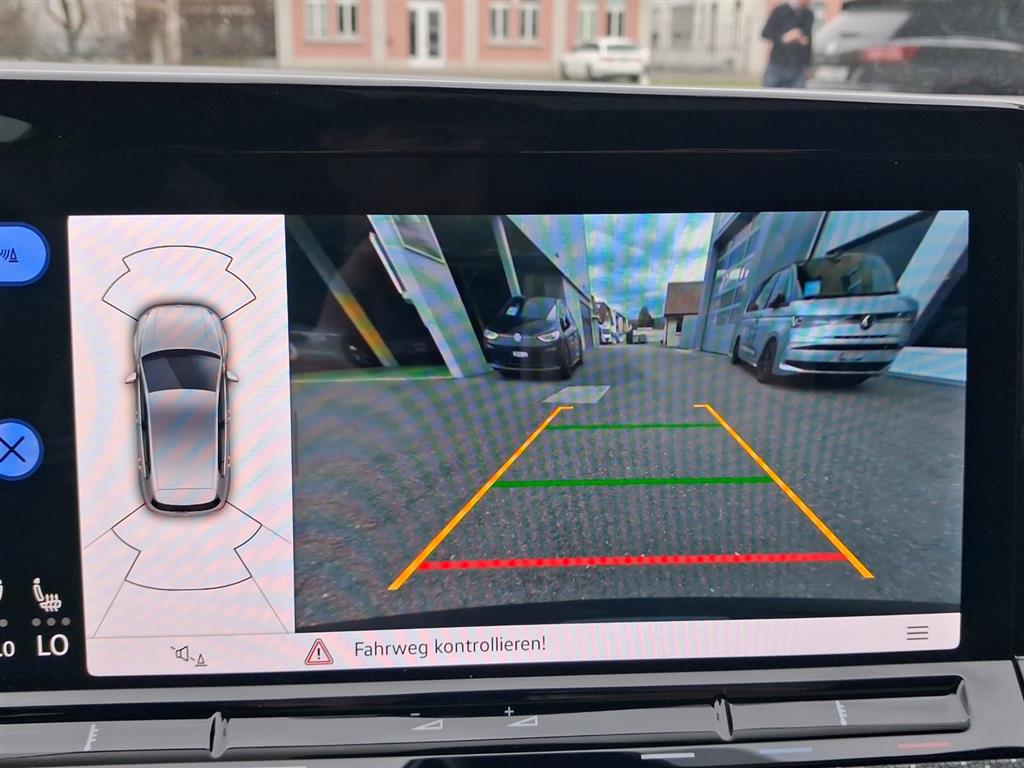 VW Golf 2.0 TSI R DSG 4Motion-image-12