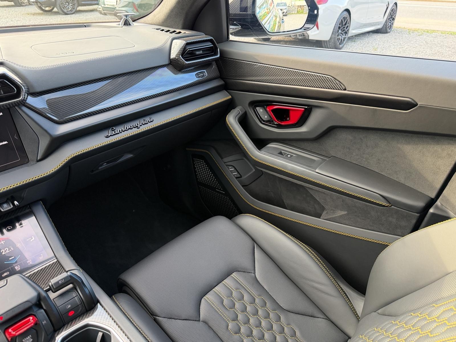 LAMBORGHINI Urus SE MY25-image-15