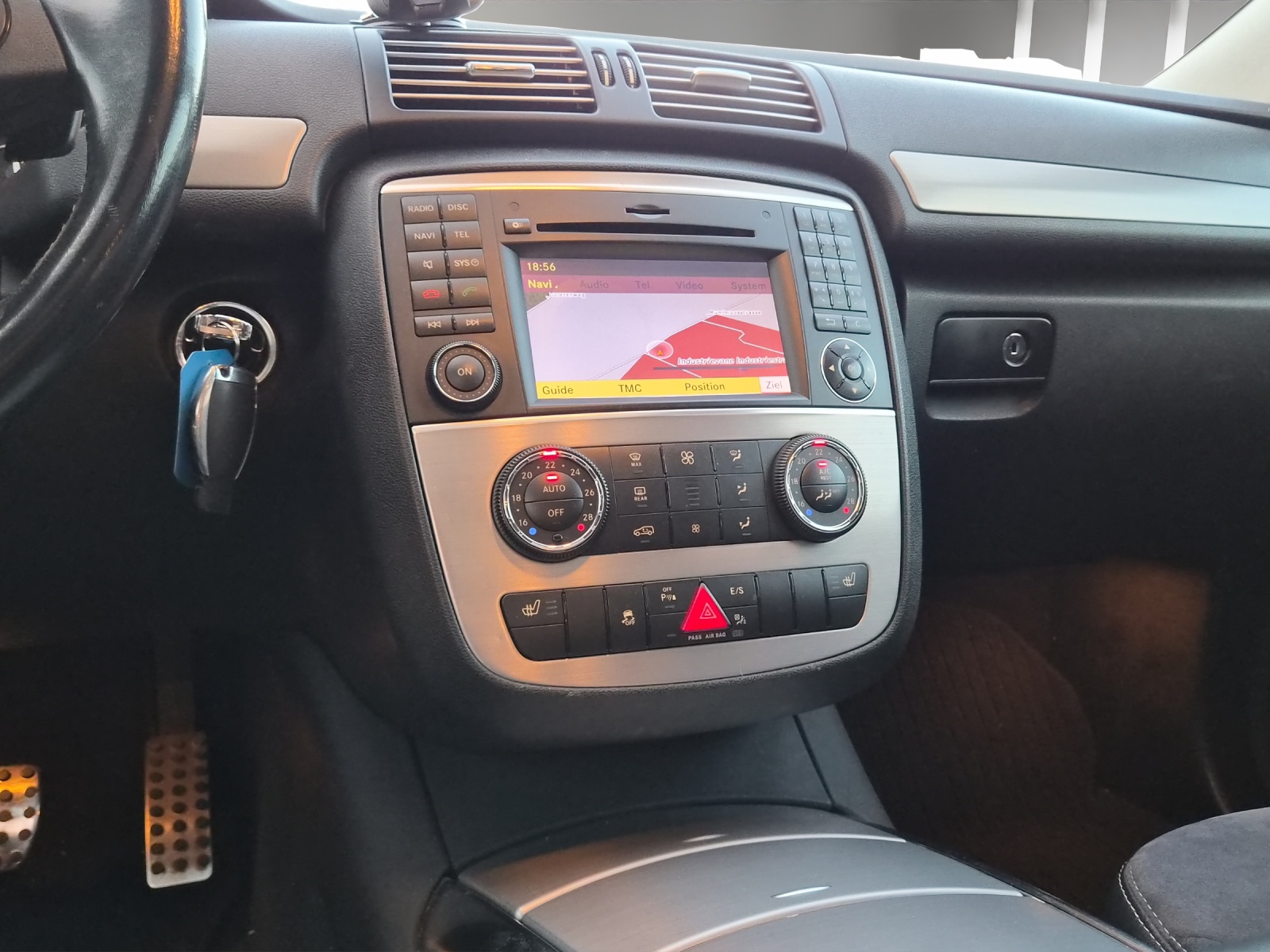MERCEDES-BENZ R 300 CDI BlueEfficiency 7G-Tronic-image-10