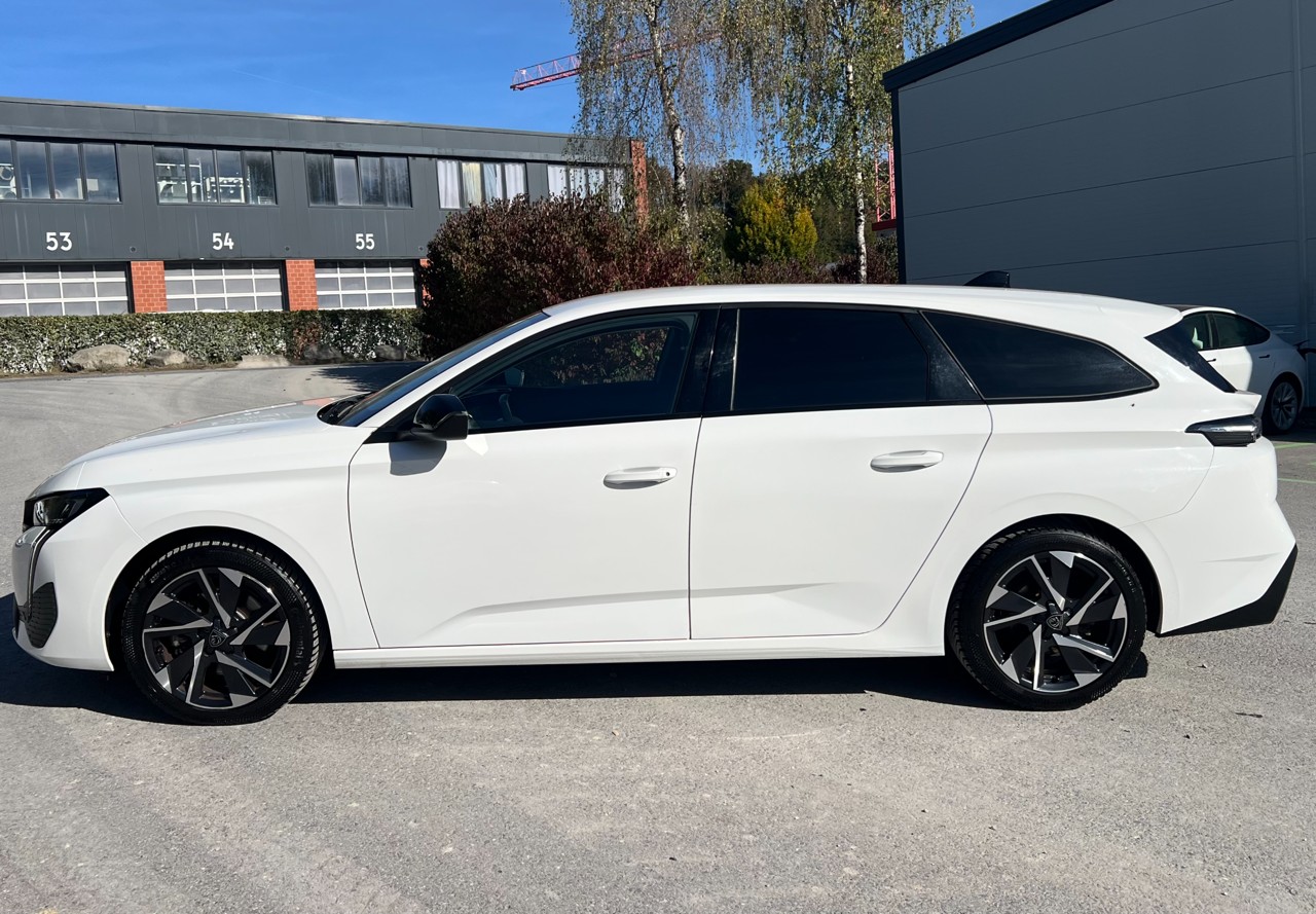 PEUGEOT 308 SW 1.5 BlueHDI Allure Pack EAT8-image-4