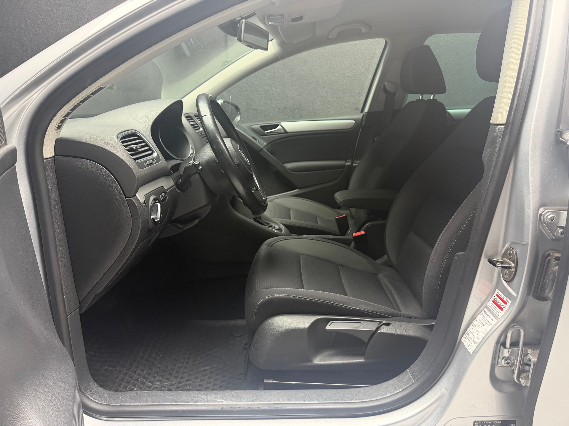 VW Golf 1.6 TDI Team DSG • Frisch ab MFK & grossem Service-image-4