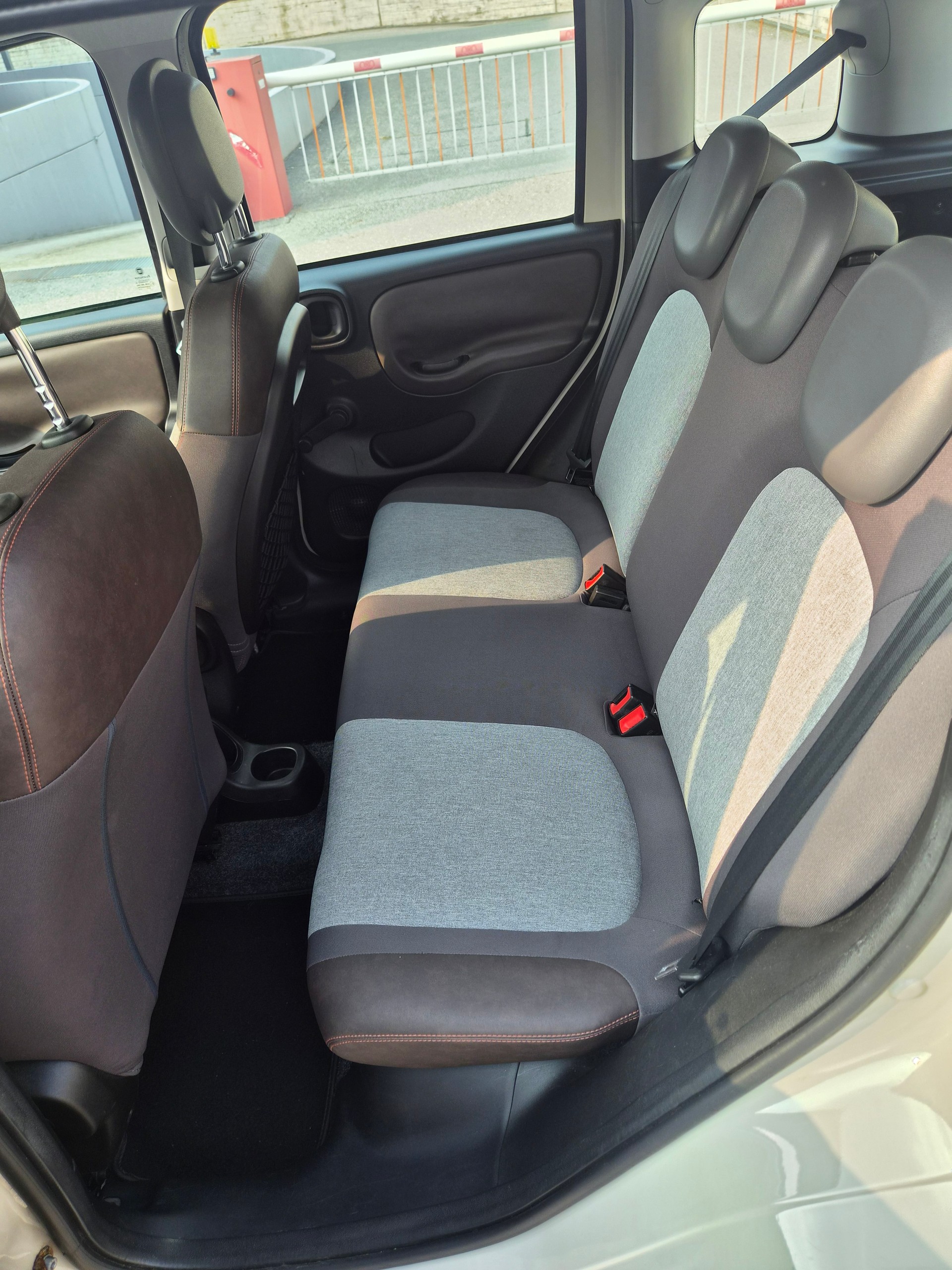 FIAT Panda 0.9 Twinair Turbo Cross 4x4-image-5