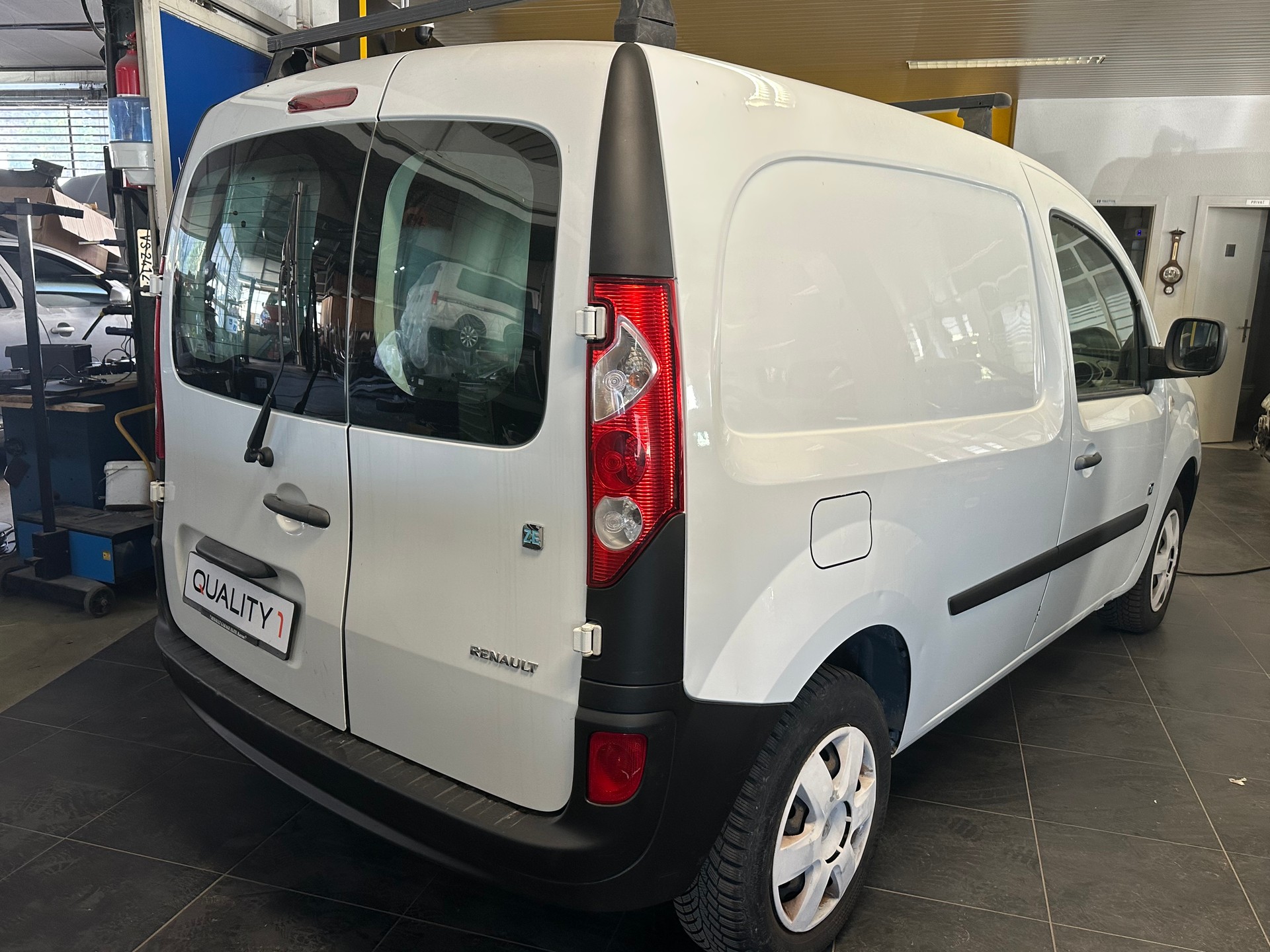 RENAULT Kangoo Z.E.-image-5