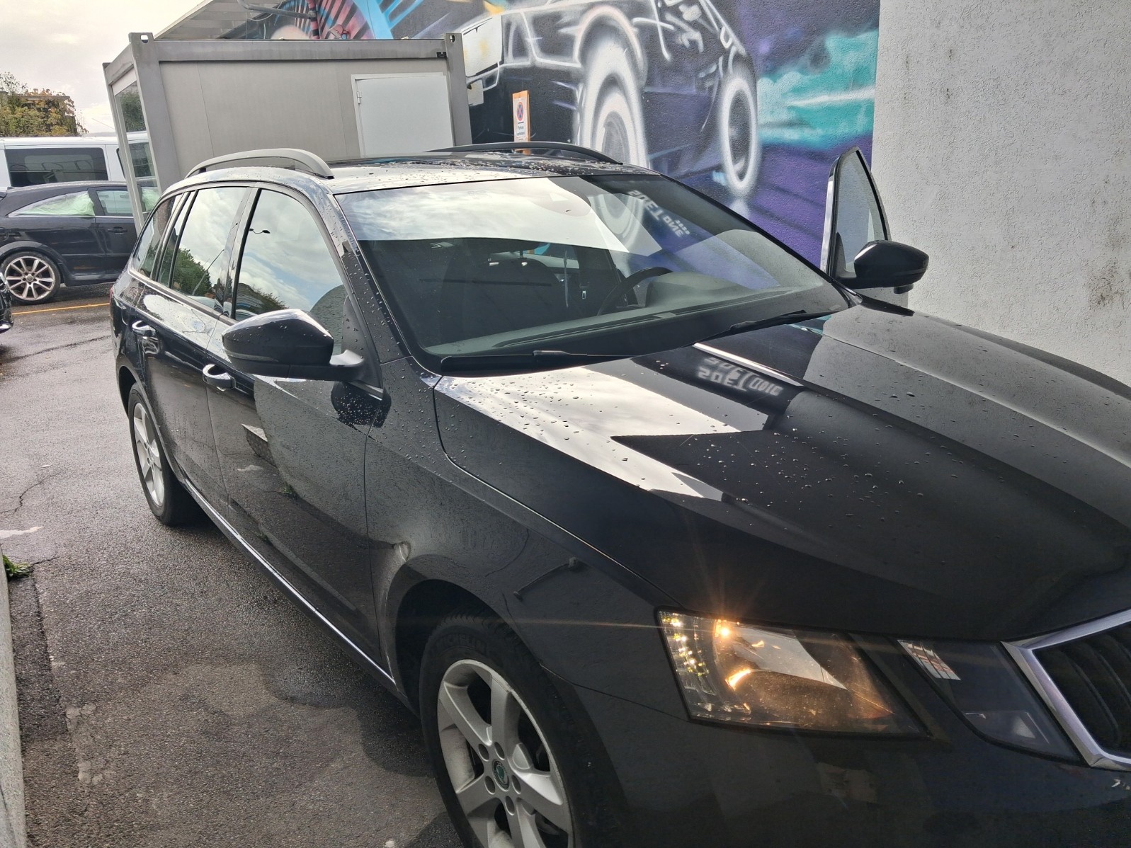 Car photo