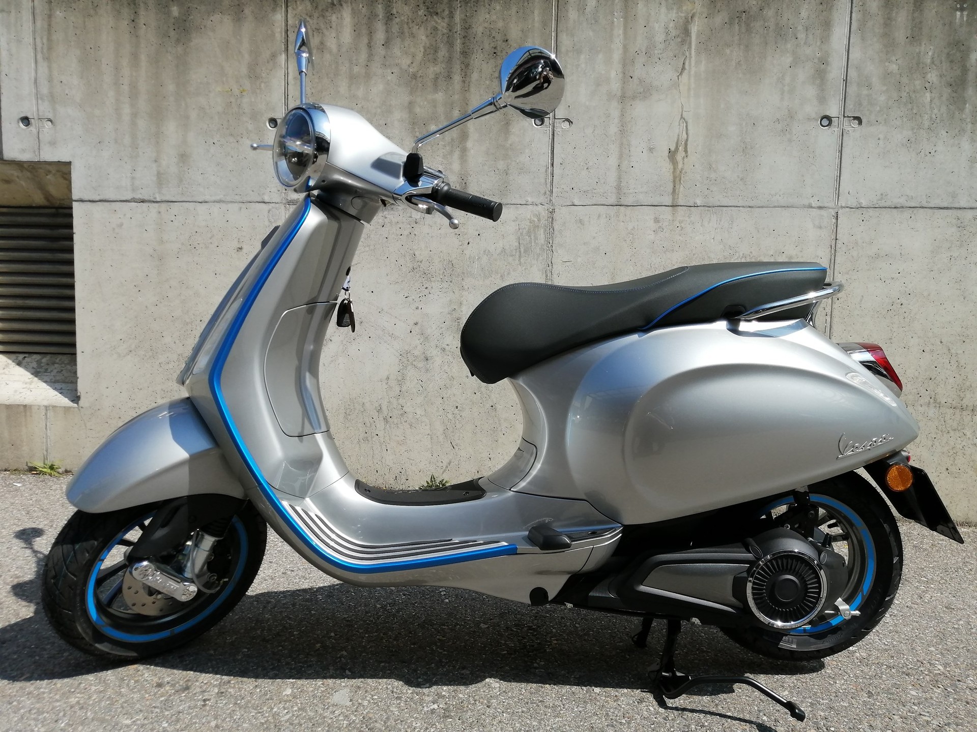 PIAGGIO Vespa Elettrica L3 Full Electric-showroom-element-1