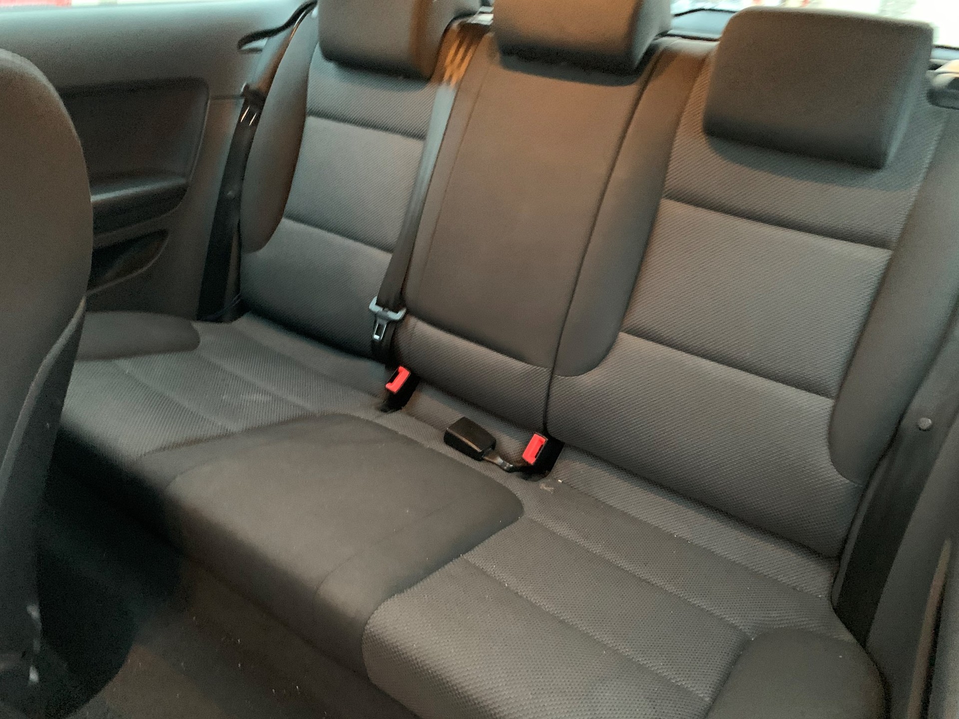 AUDI A3 1.6 TDI Attraction-image-5