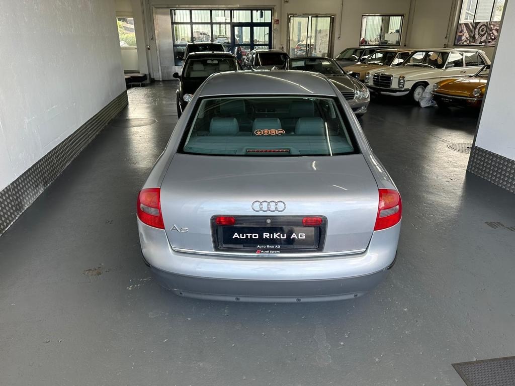 AUDI A6 2.4 Ambiente-image-8