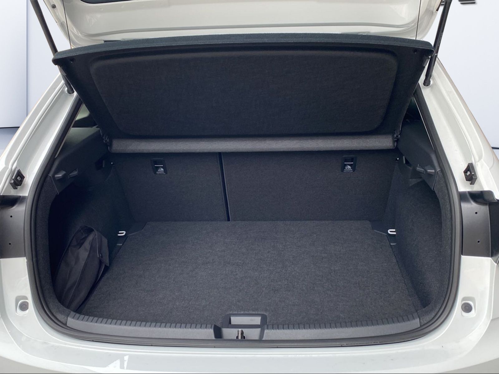 VW Taigo 1.0 TSI Life DSG-image-9