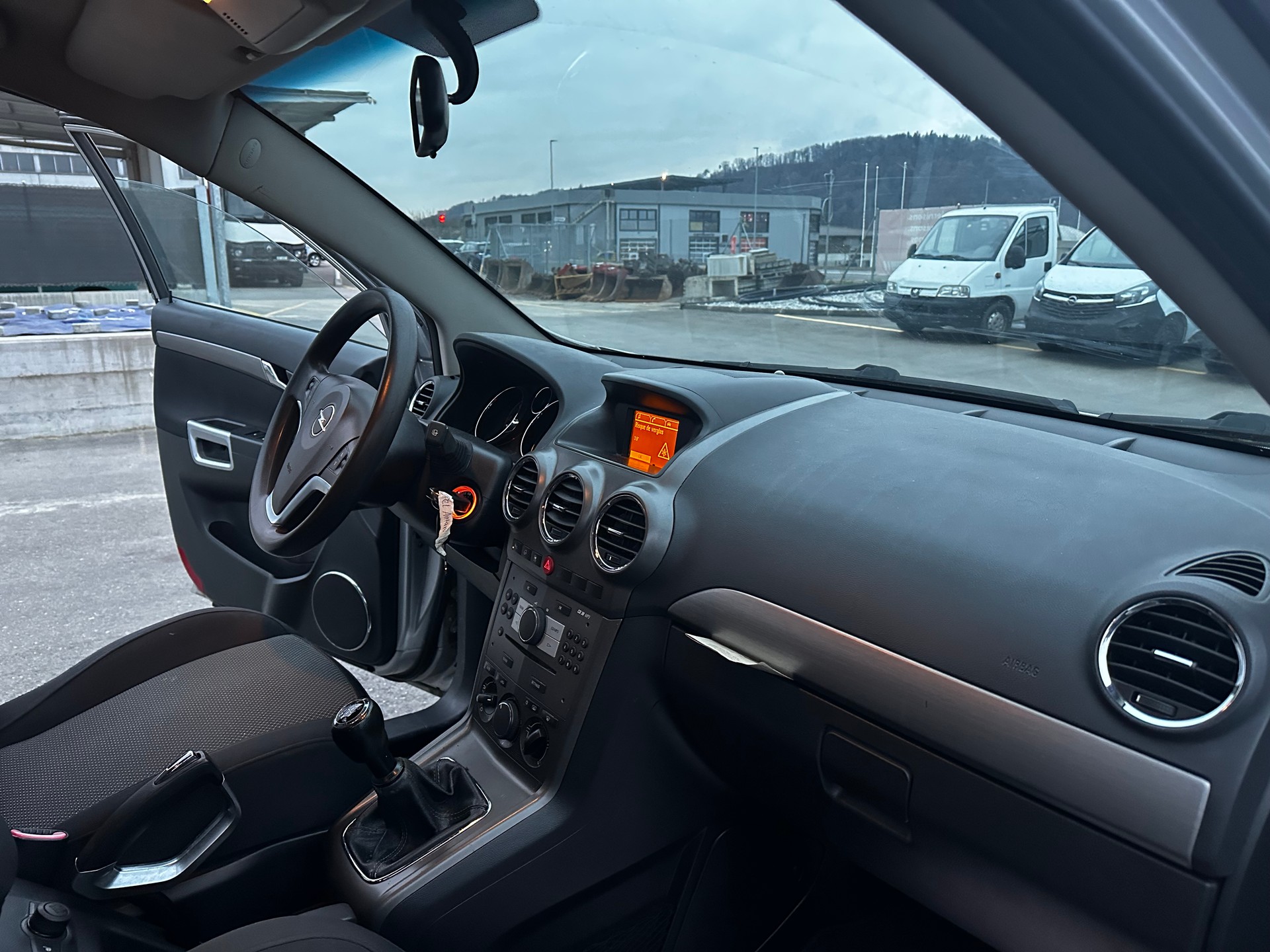 OPEL Antara 2.0 CDTi Enjoy 4WD-image-18