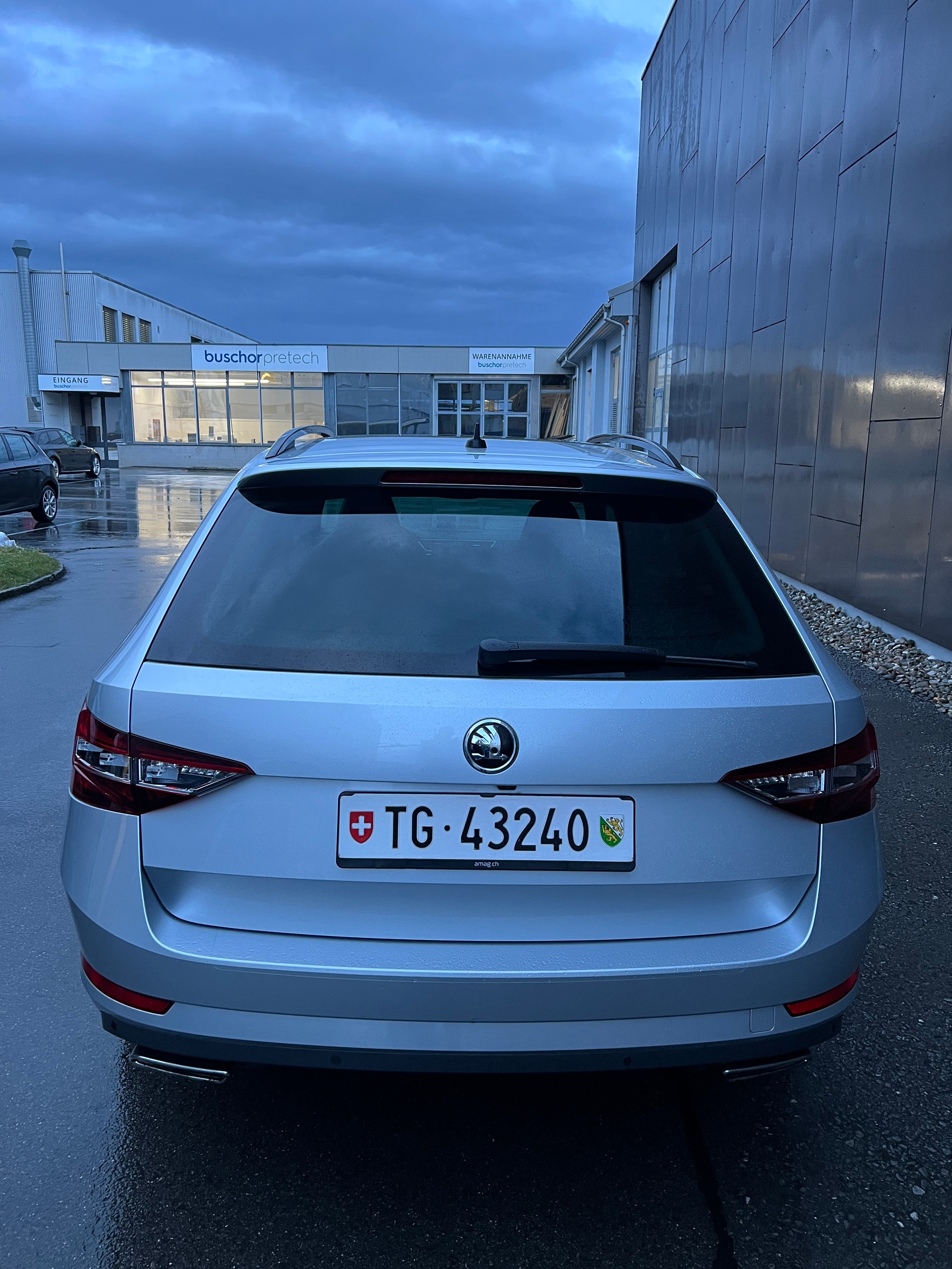 SKODA Superb Combi 2.0 TSI SportLine+ DSG 4x4-image-4