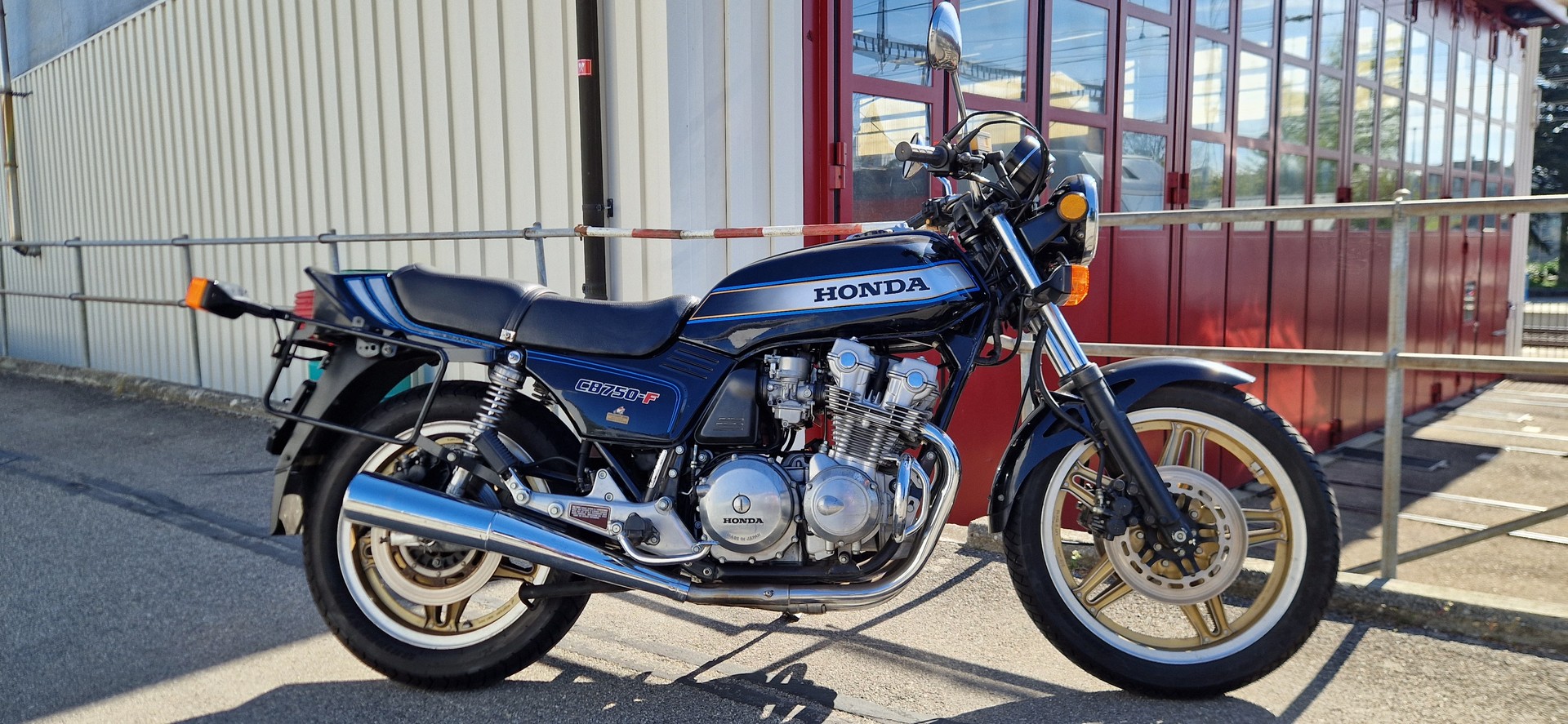 HONDA CB 750 F