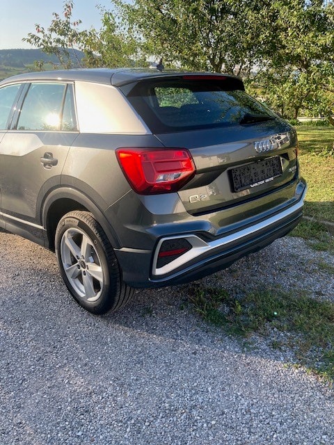 AUDI Q2 40 TFSI quattro S-tronic-image-1