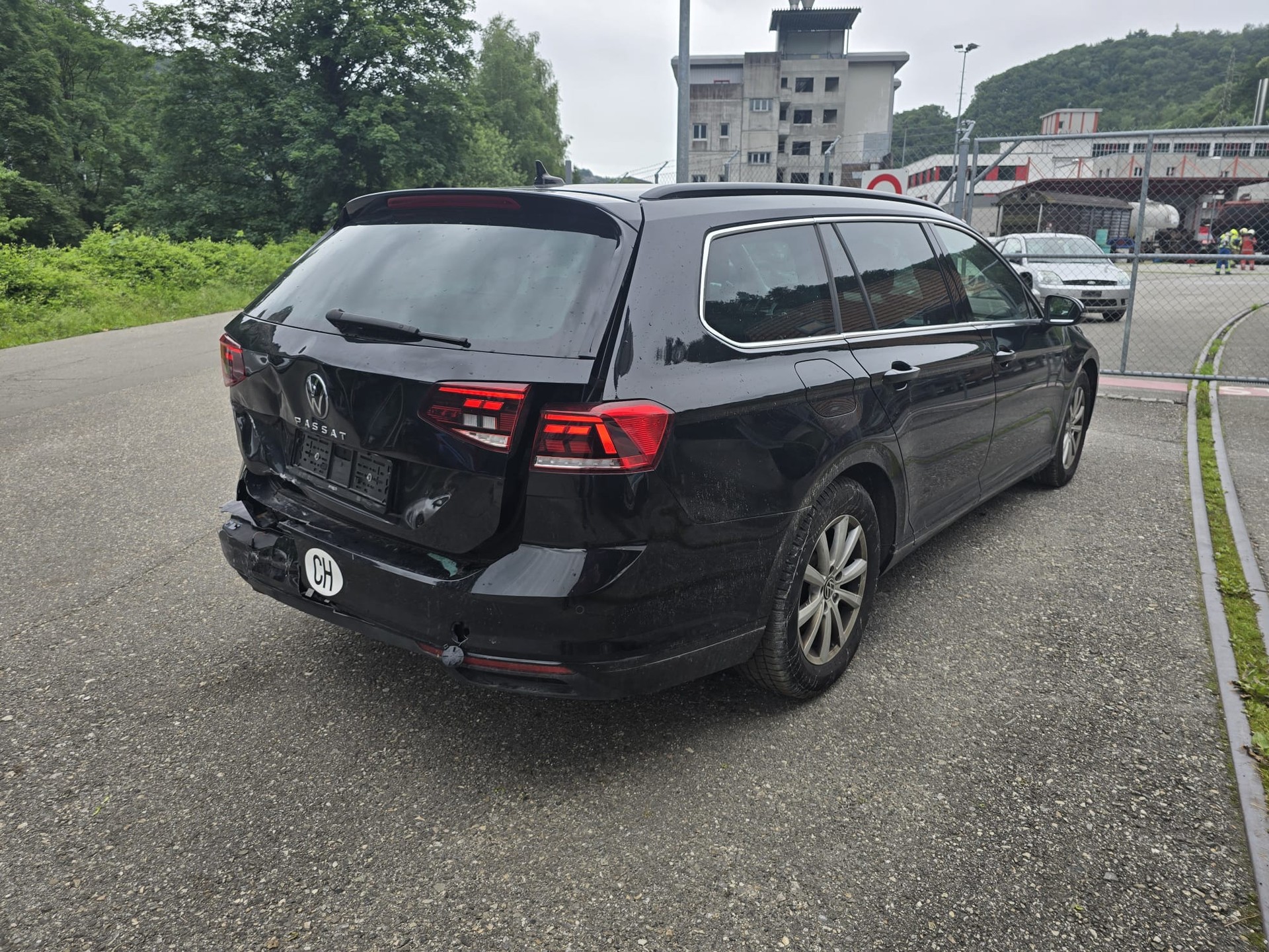 VW Passat 2.0 TDI BMT Business DSG-image-3