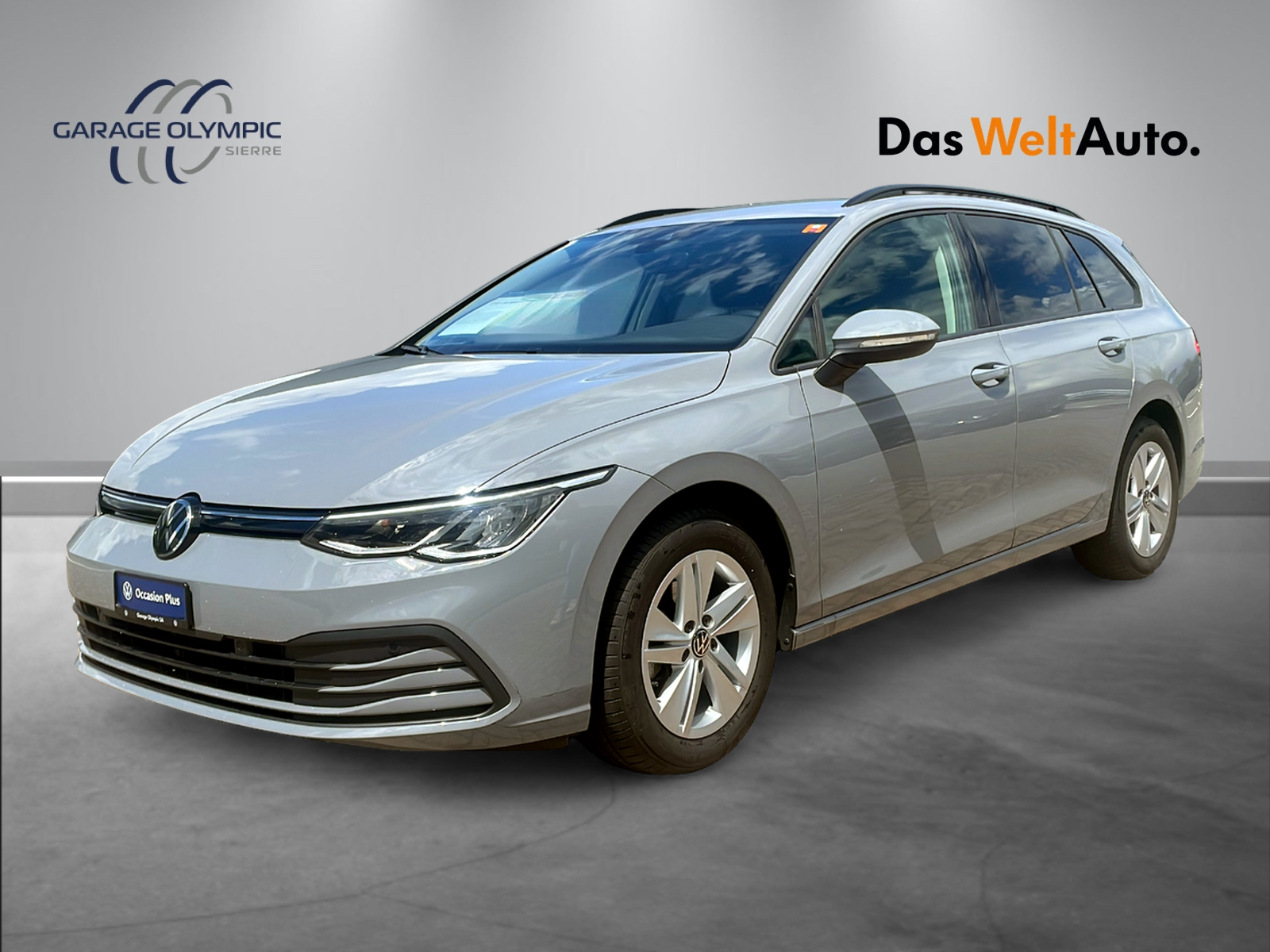 VW Golf Variant 1.0 eTSI mHEV Life DSG-image-0