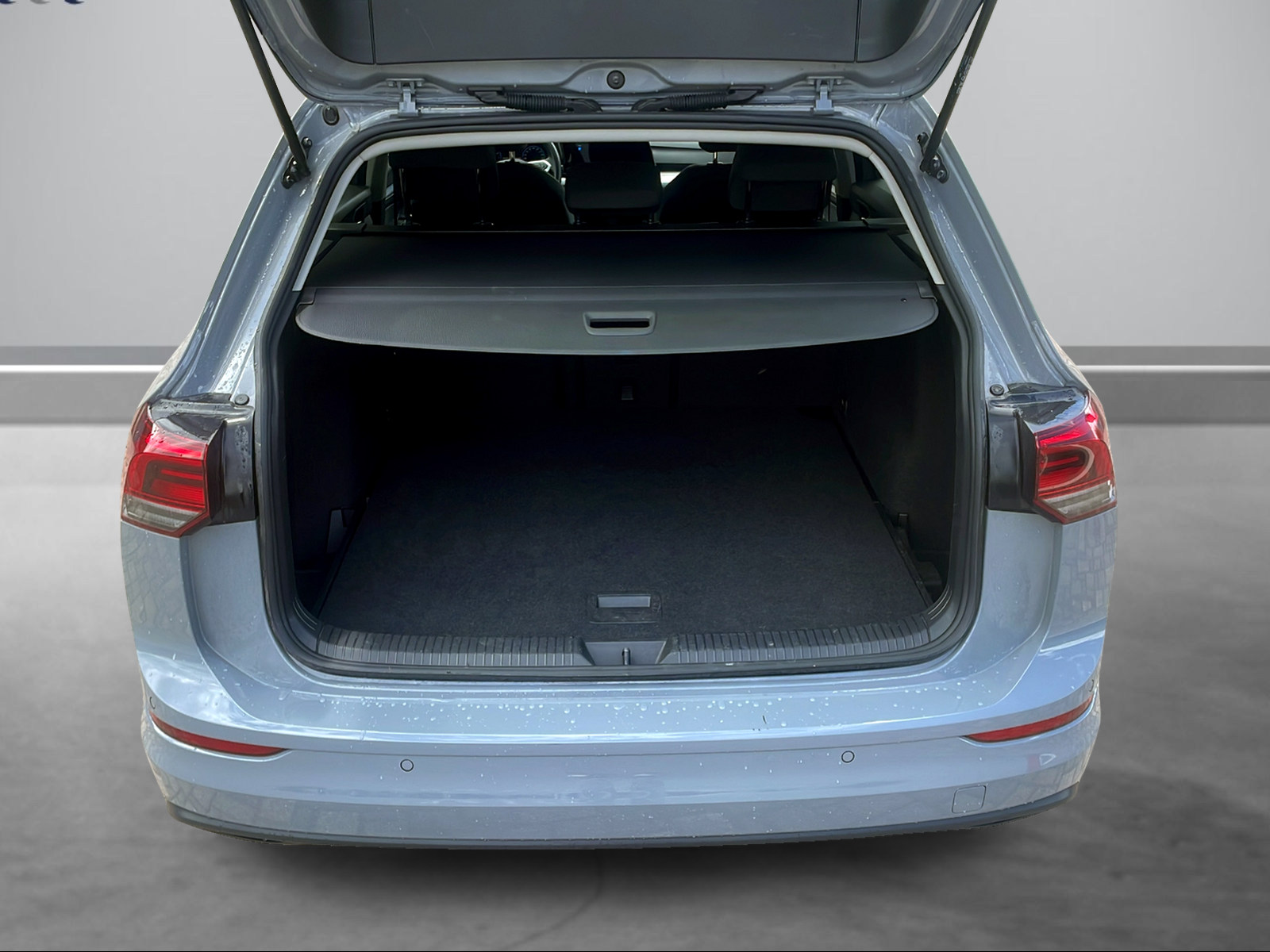 VW Golf Variant 1.0 eTSI mHEV Life DSG-image-7