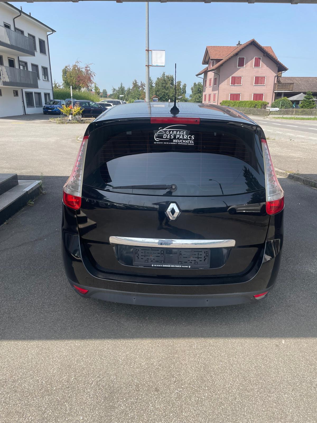 RENAULT Grand Scénic 1.6 dCi Bose-image-8