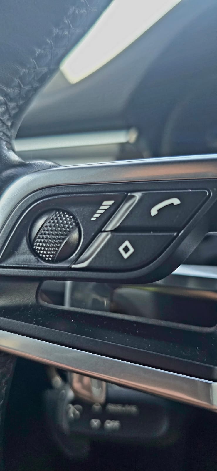 PORSCHE Macan S PDK-image-22