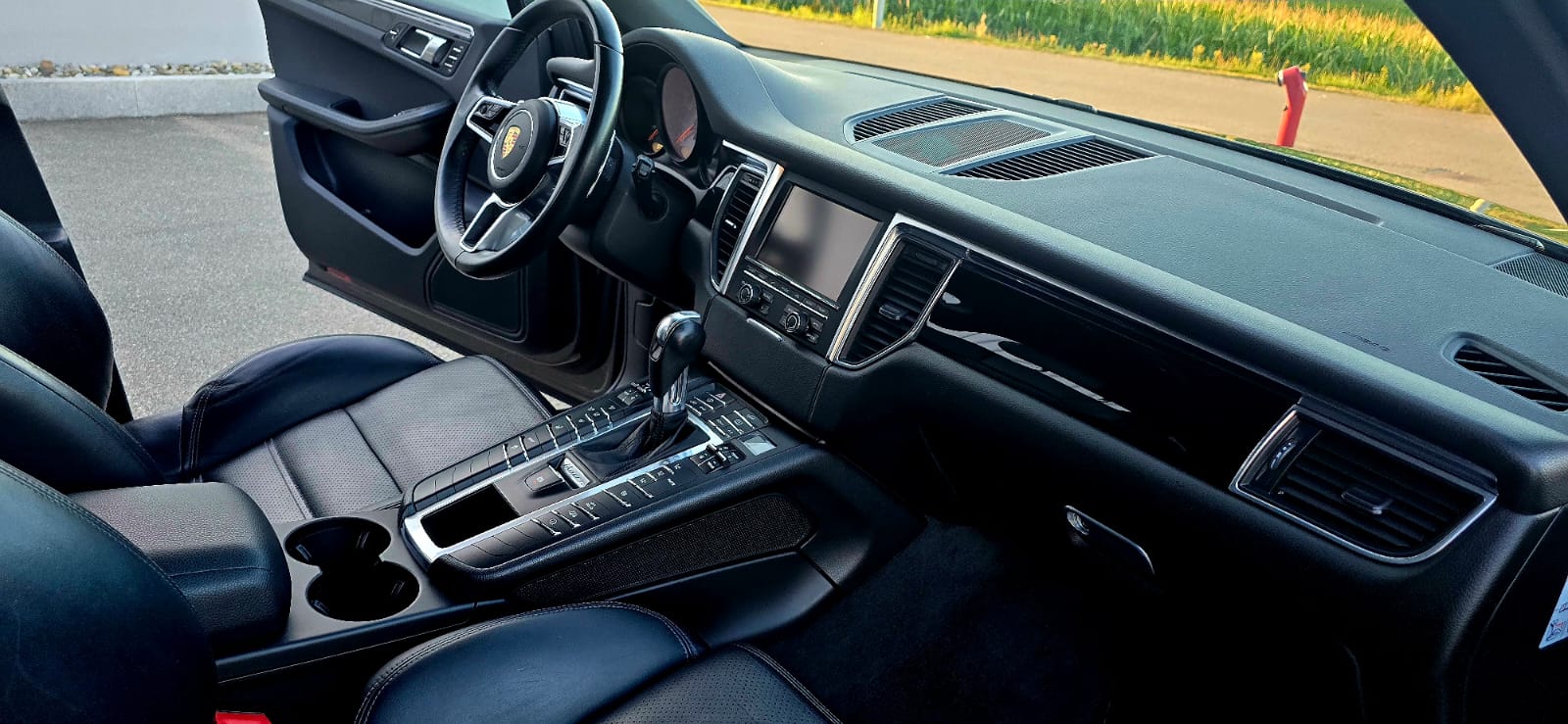 PORSCHE Macan S PDK-image-14