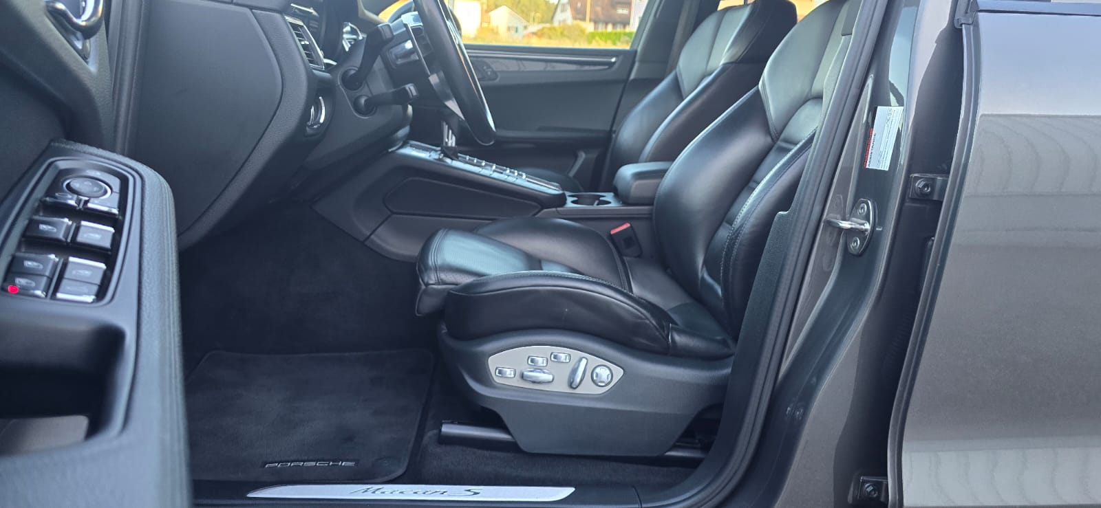 PORSCHE Macan S PDK-image-19