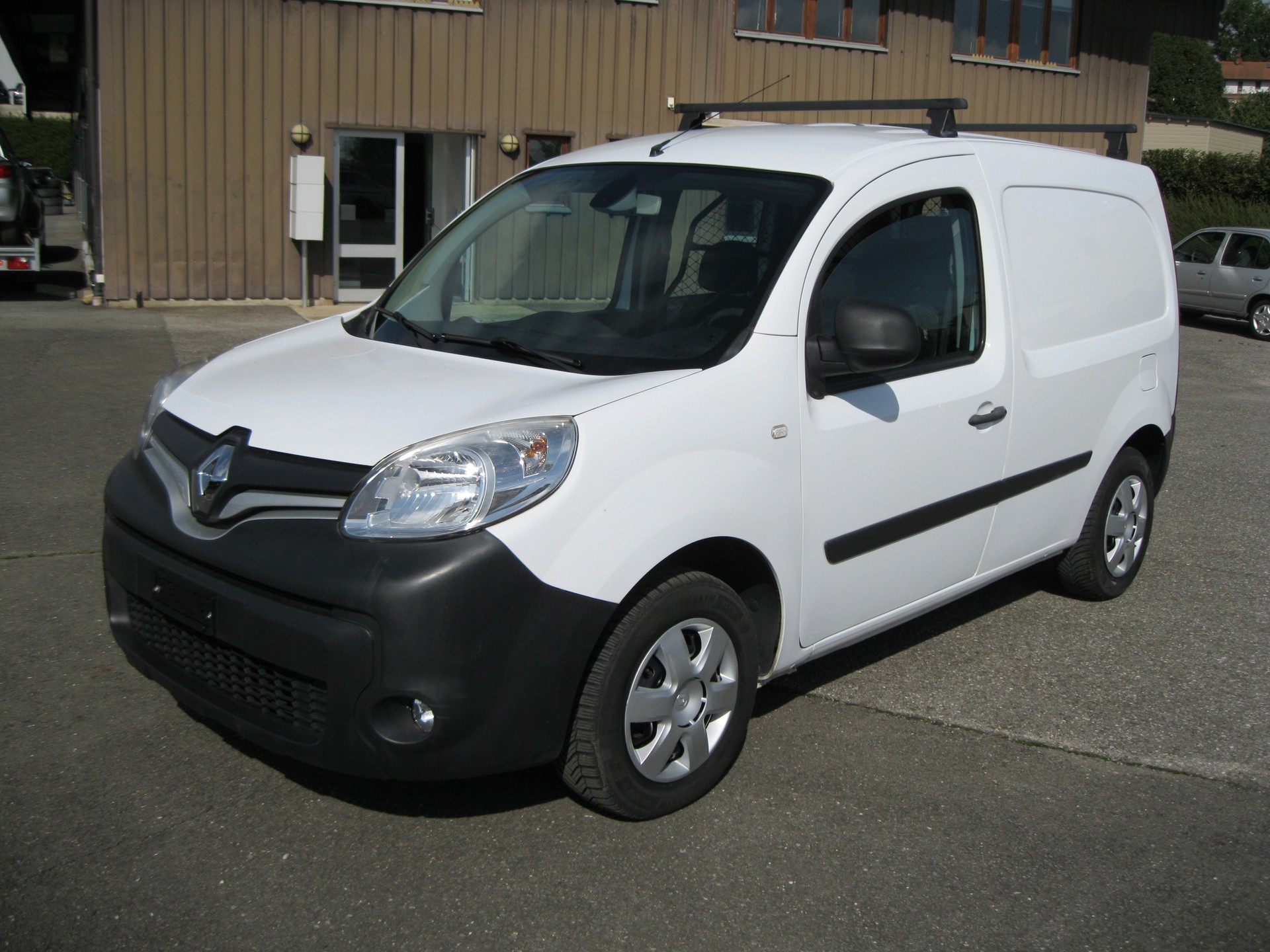RENAULT Kangoo Medium 1,6i 105 Business-image-0