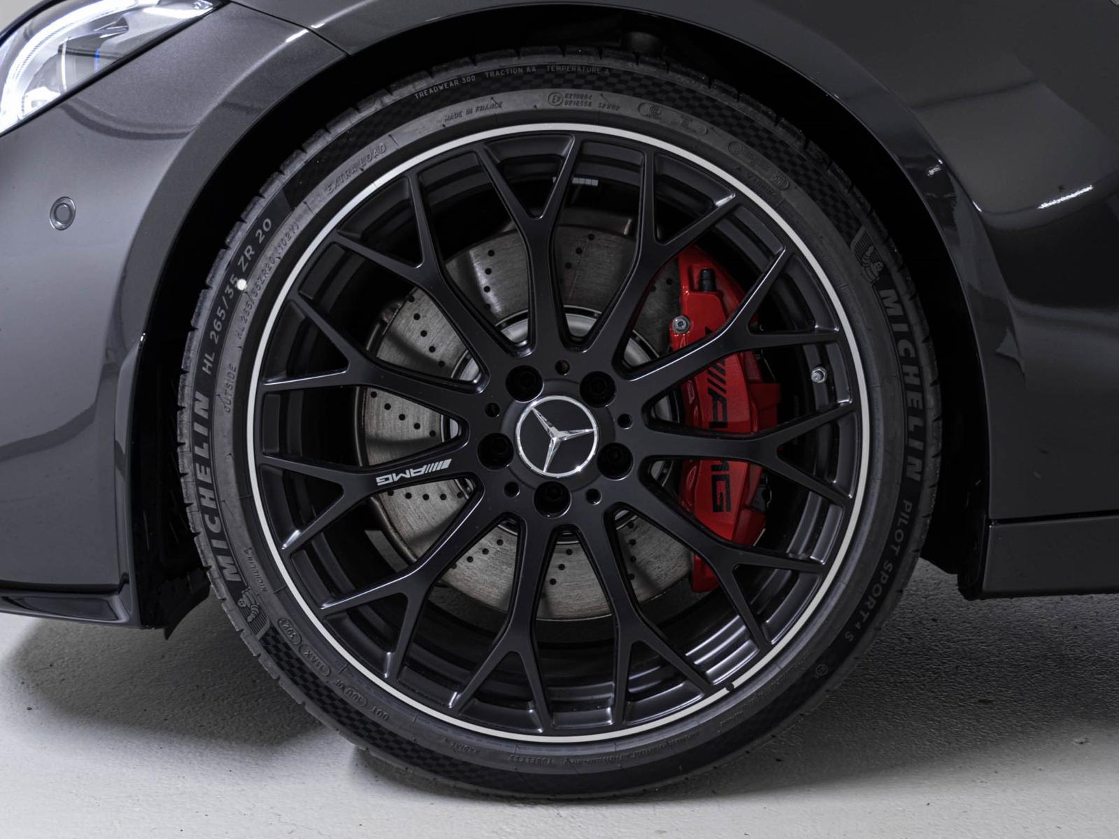 MERCEDES-BENZ C 63 AMG S E Performance 4MATIC T-Modell-image-14