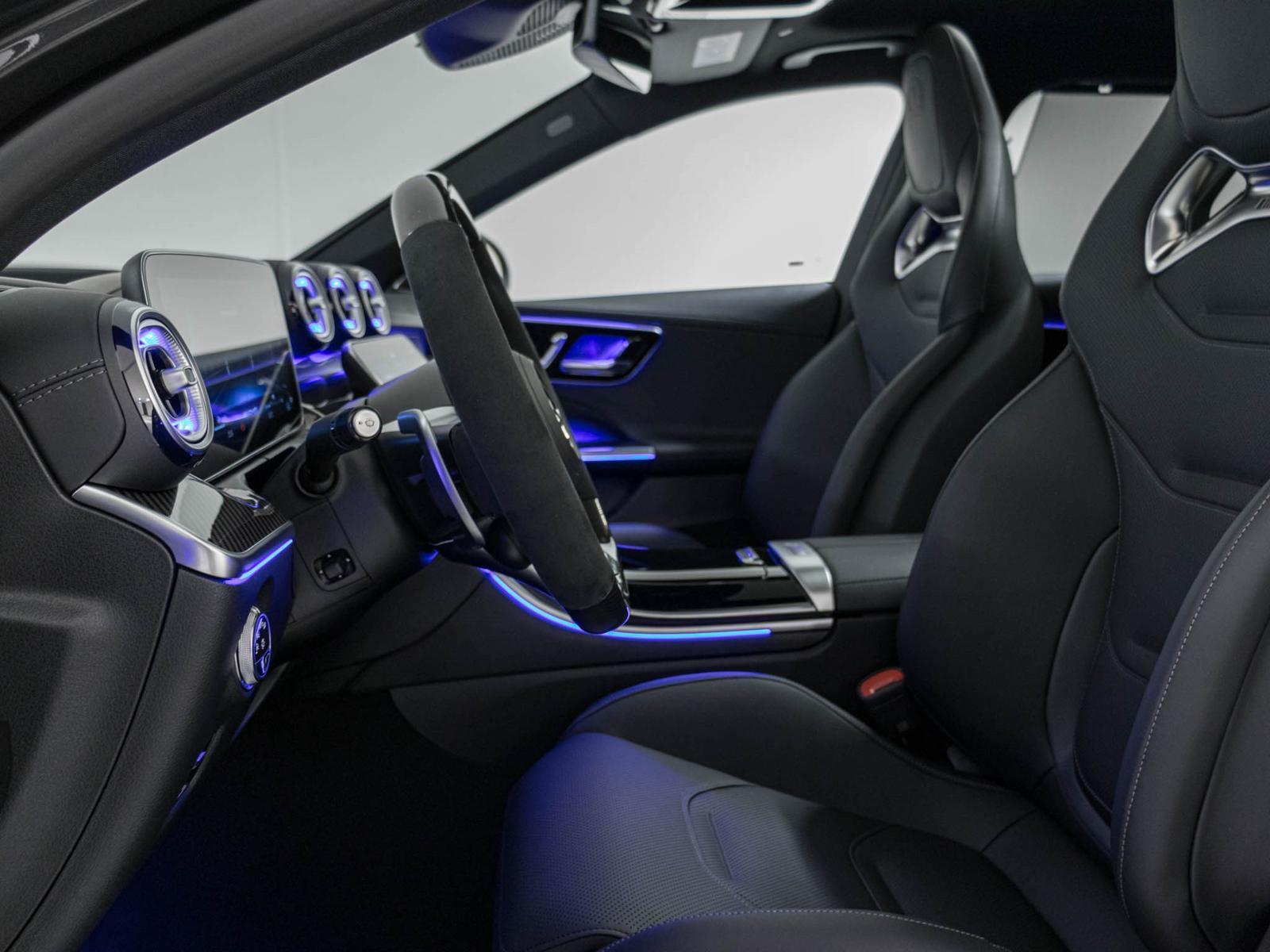 MERCEDES-BENZ C 63 AMG S E Performance 4MATIC T-Modell-image-7