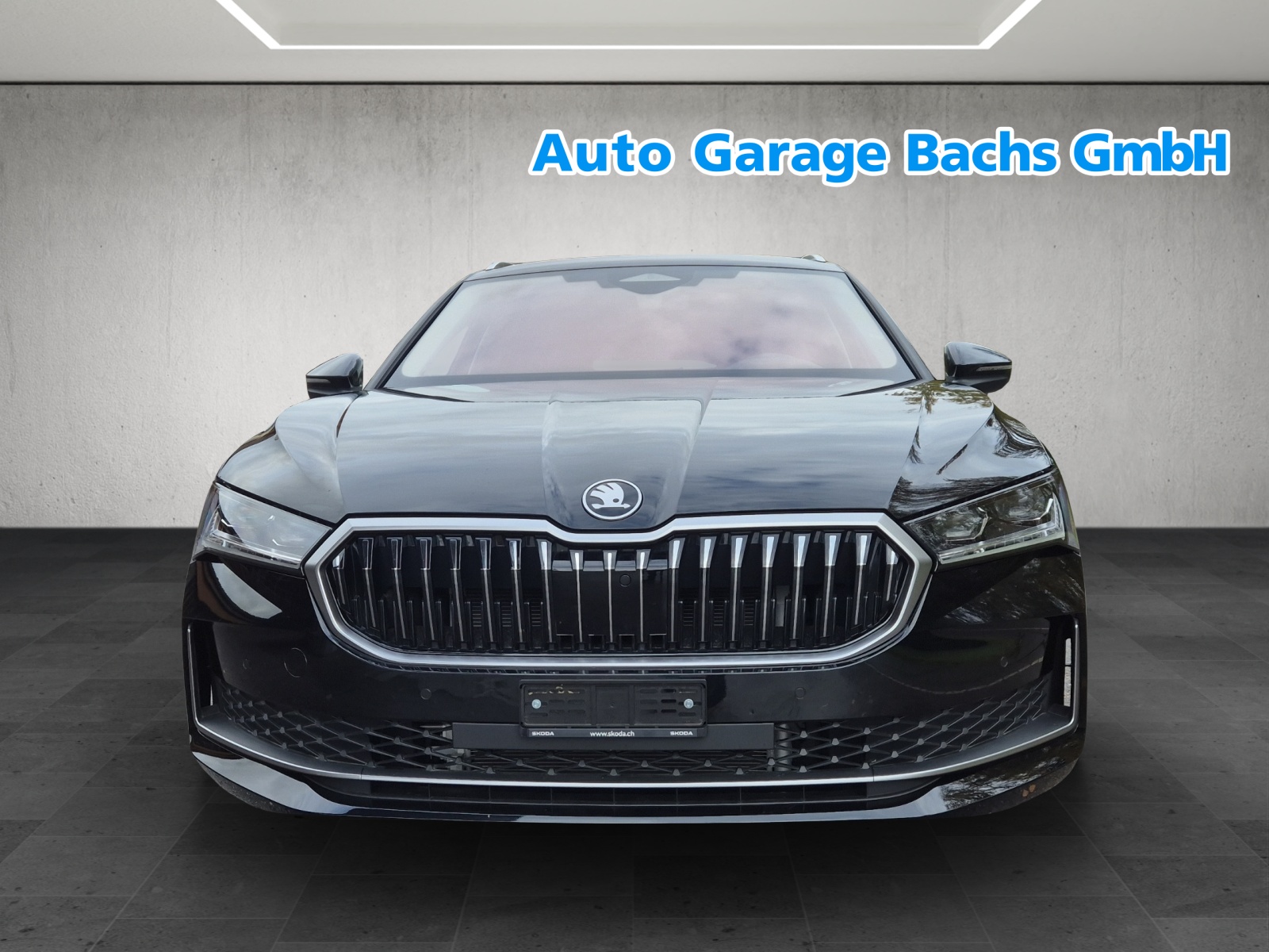 SKODA Superb Combi 1.5 TSI PHEV Selection DSG*Anhängerkupplung*Head Up-Display*-image-2